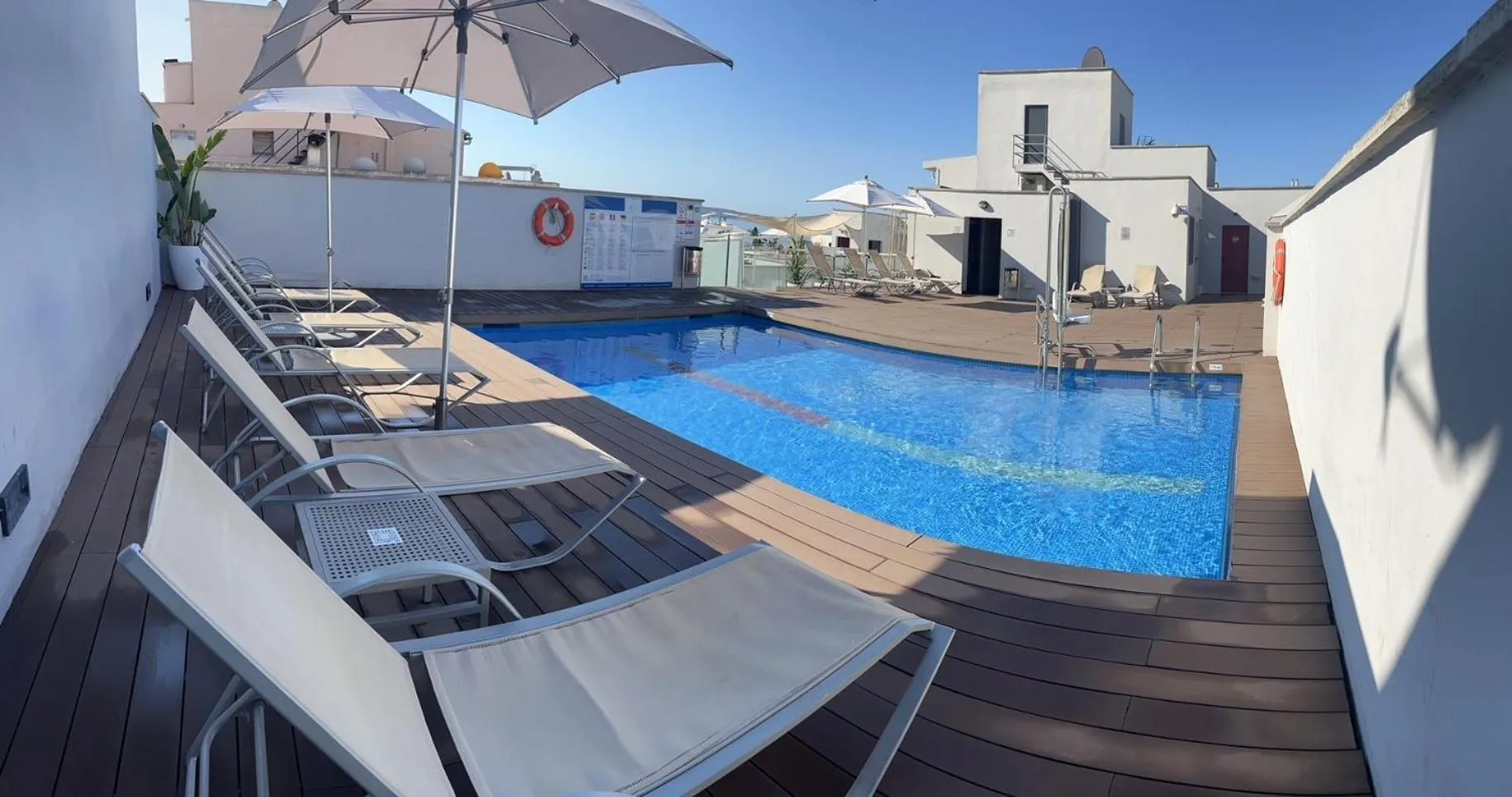 Swimming pool in Nautic Hotel & Spa