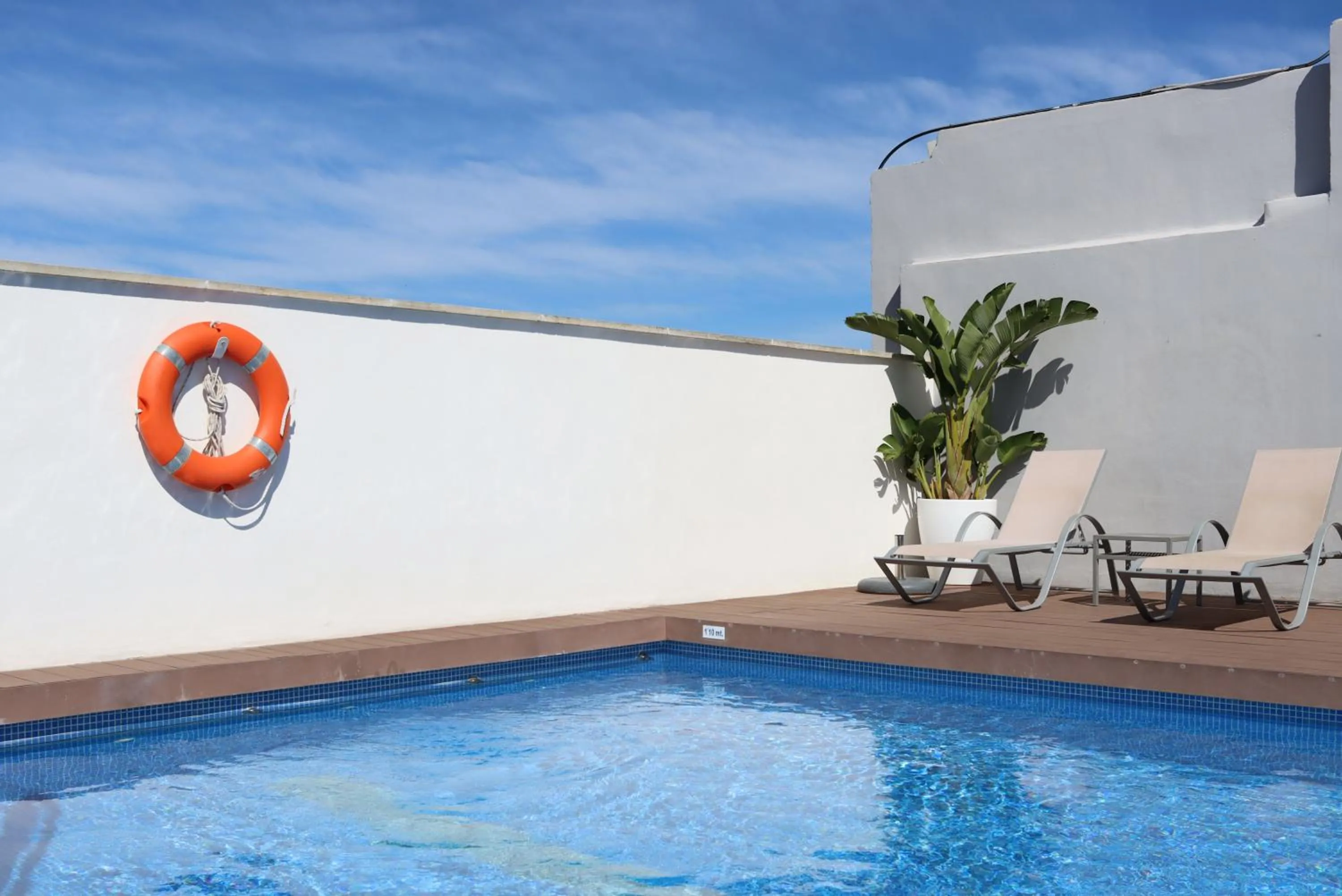 Swimming pool in Nautic Hotel & Spa