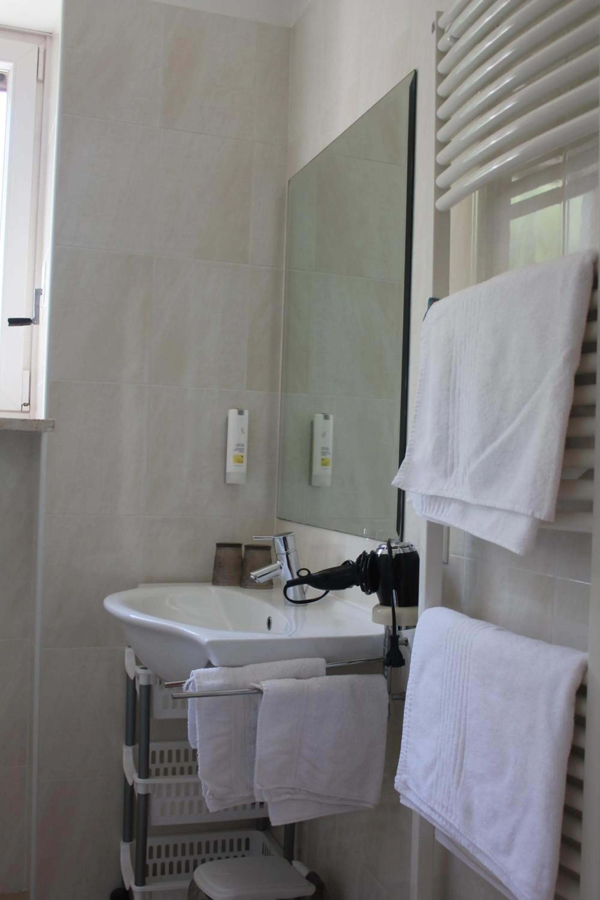 Bathroom in Hotel Annabell