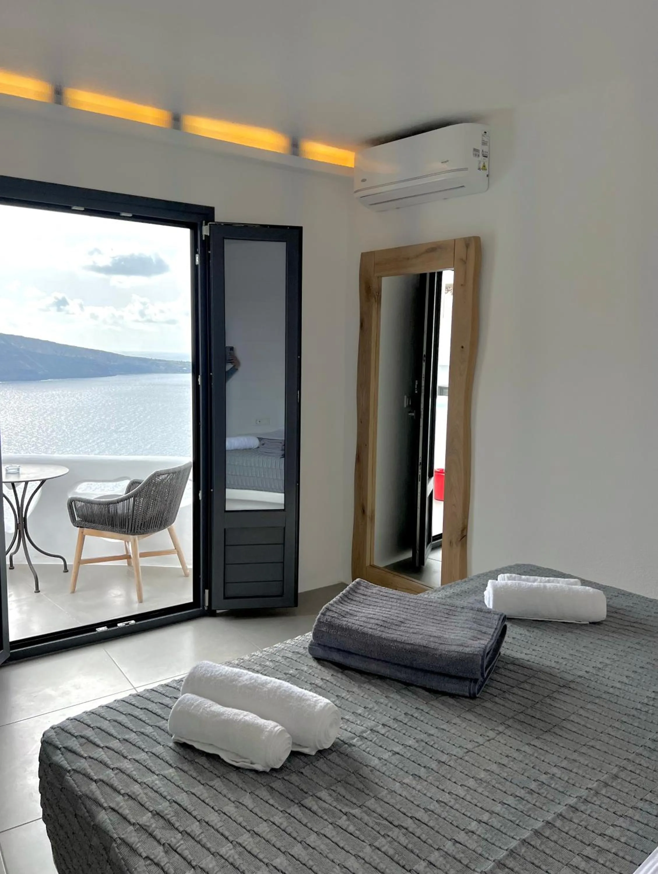 Bed in ArmonOia Caves