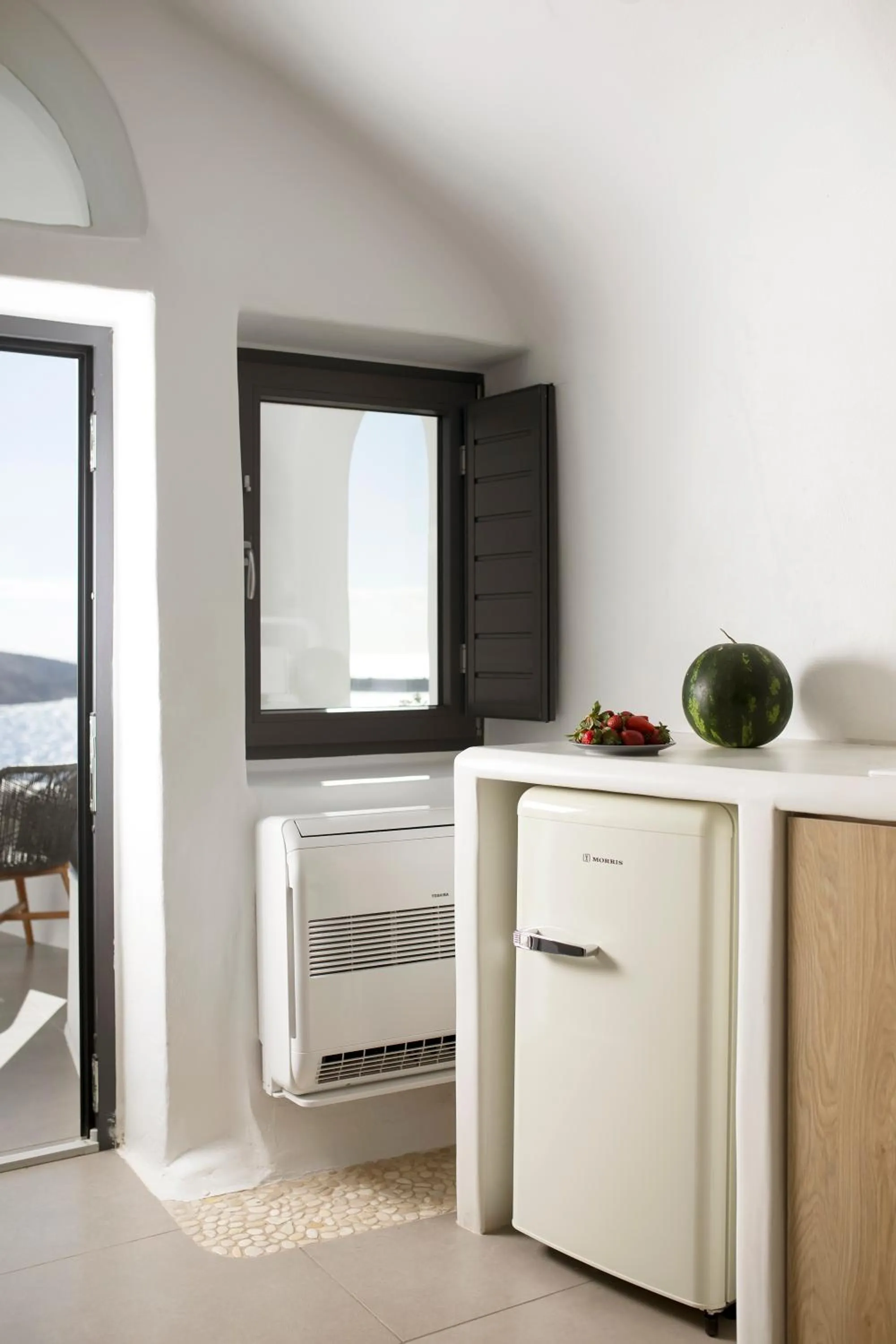 Coffee/tea facilities in ArmonOia Caves