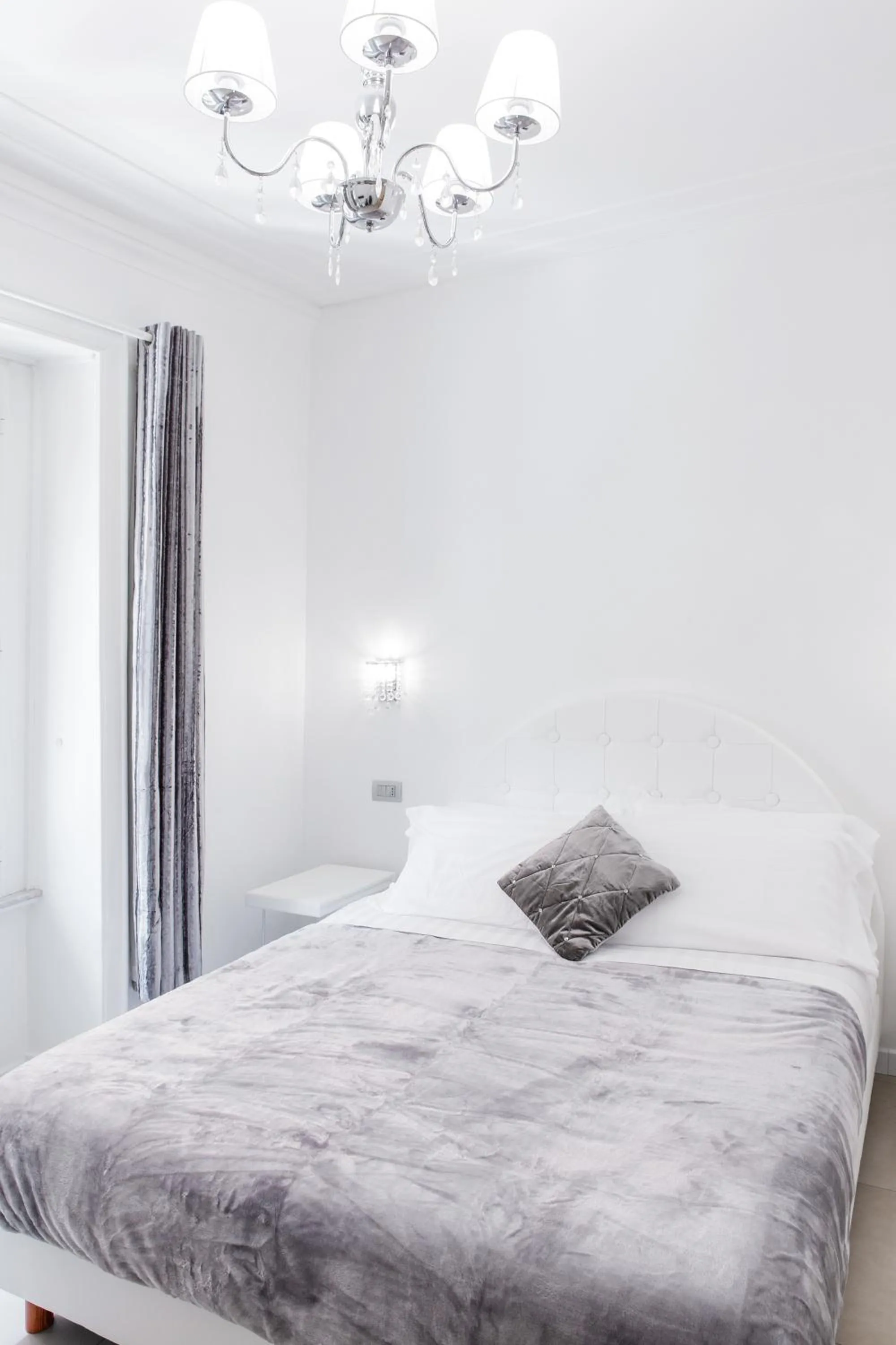 Bedroom, Bed in Vatican Grand Suite