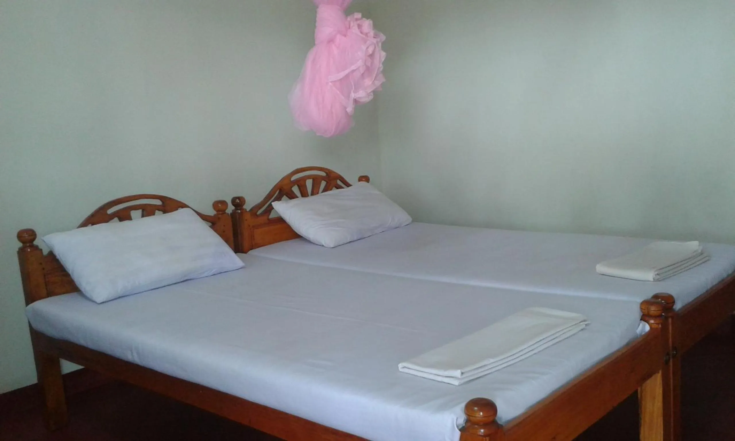 Bedroom, Bed in Sea Zone Hotel Nilaveli