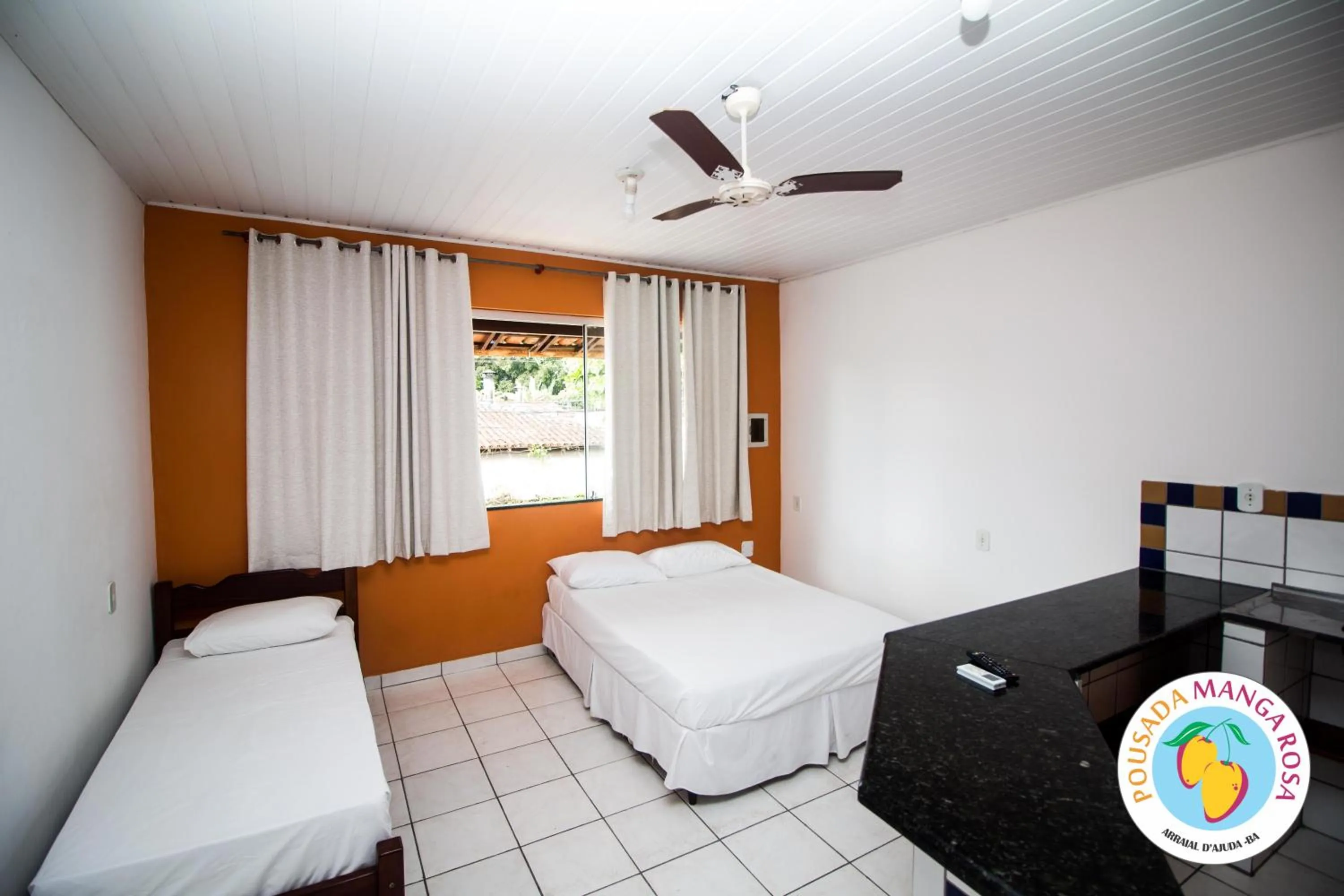 Photo of the whole room, Bed in Pousada Manga Rosa- Arraial