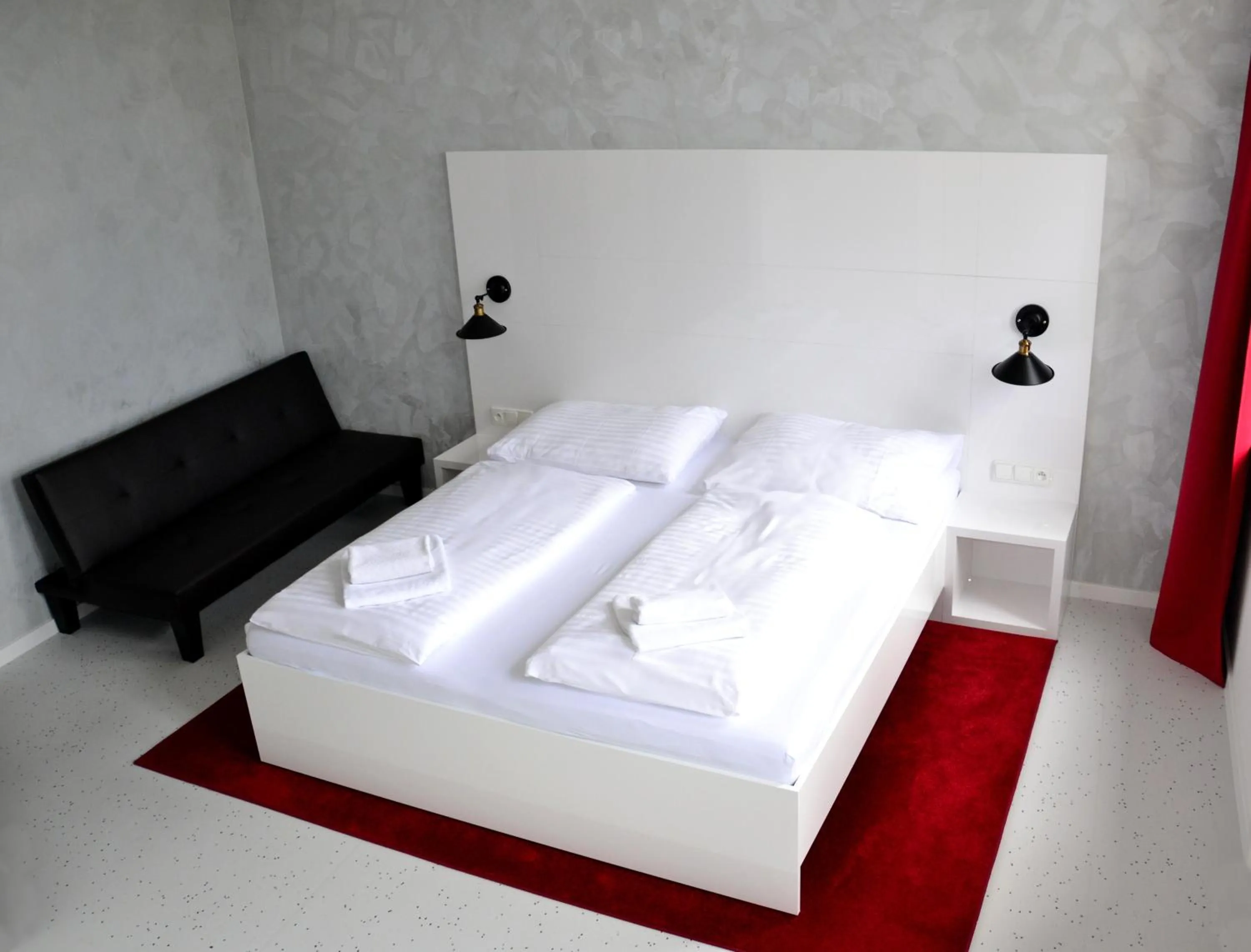Bedroom, Bed in Hotel Drnholec