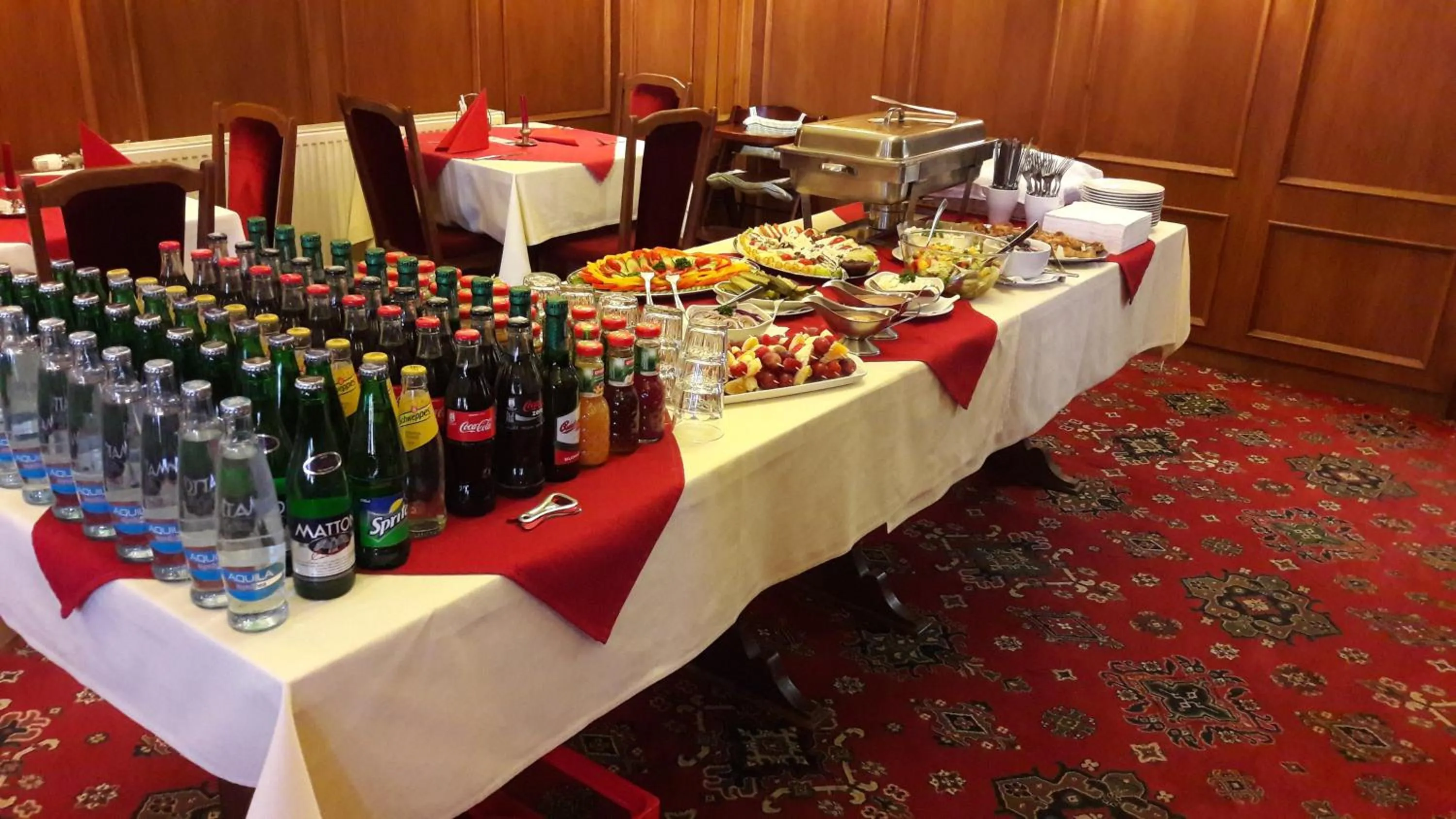 Food and drinks in Hotel Drnholec
