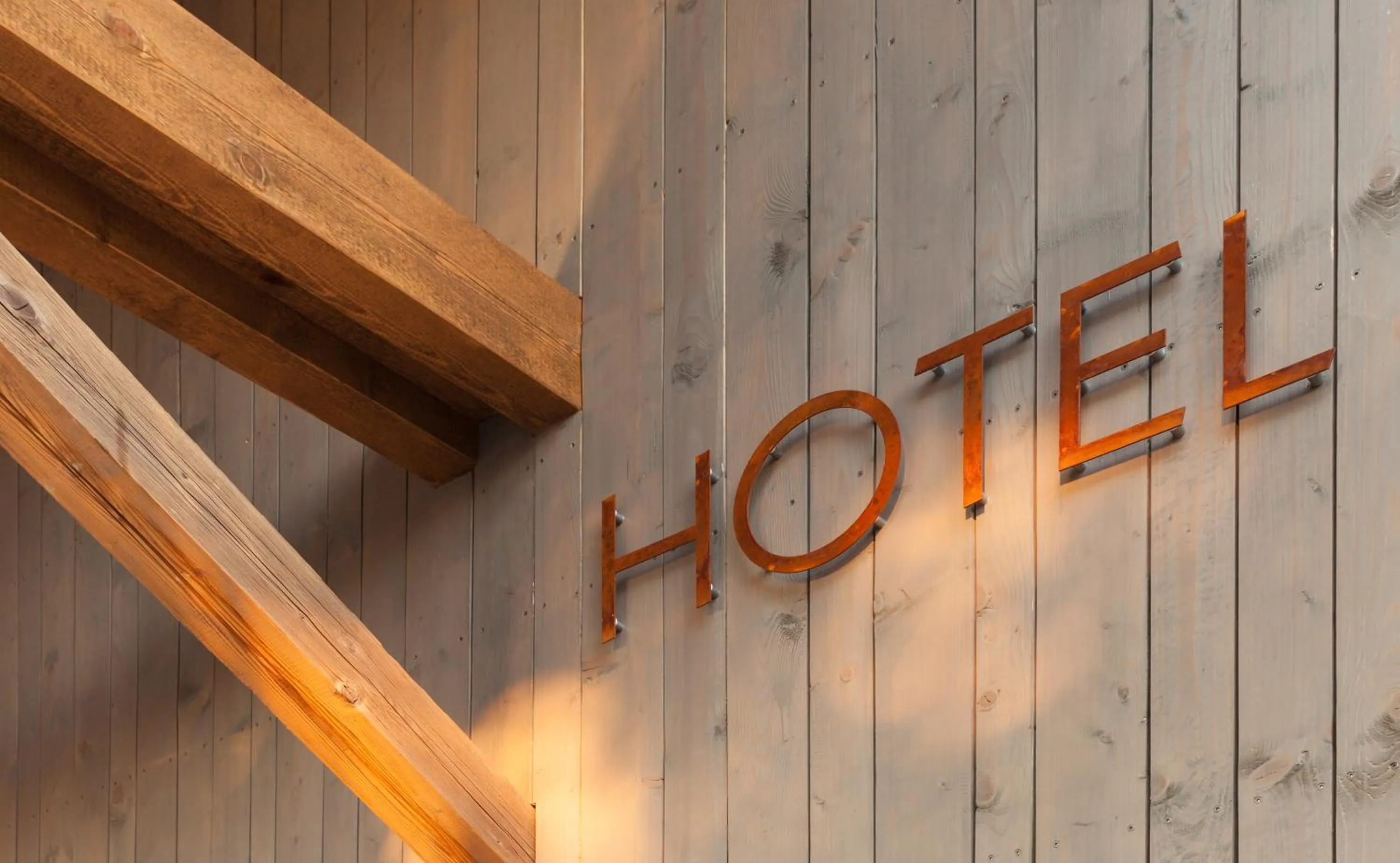 Property building in AlmRefugio