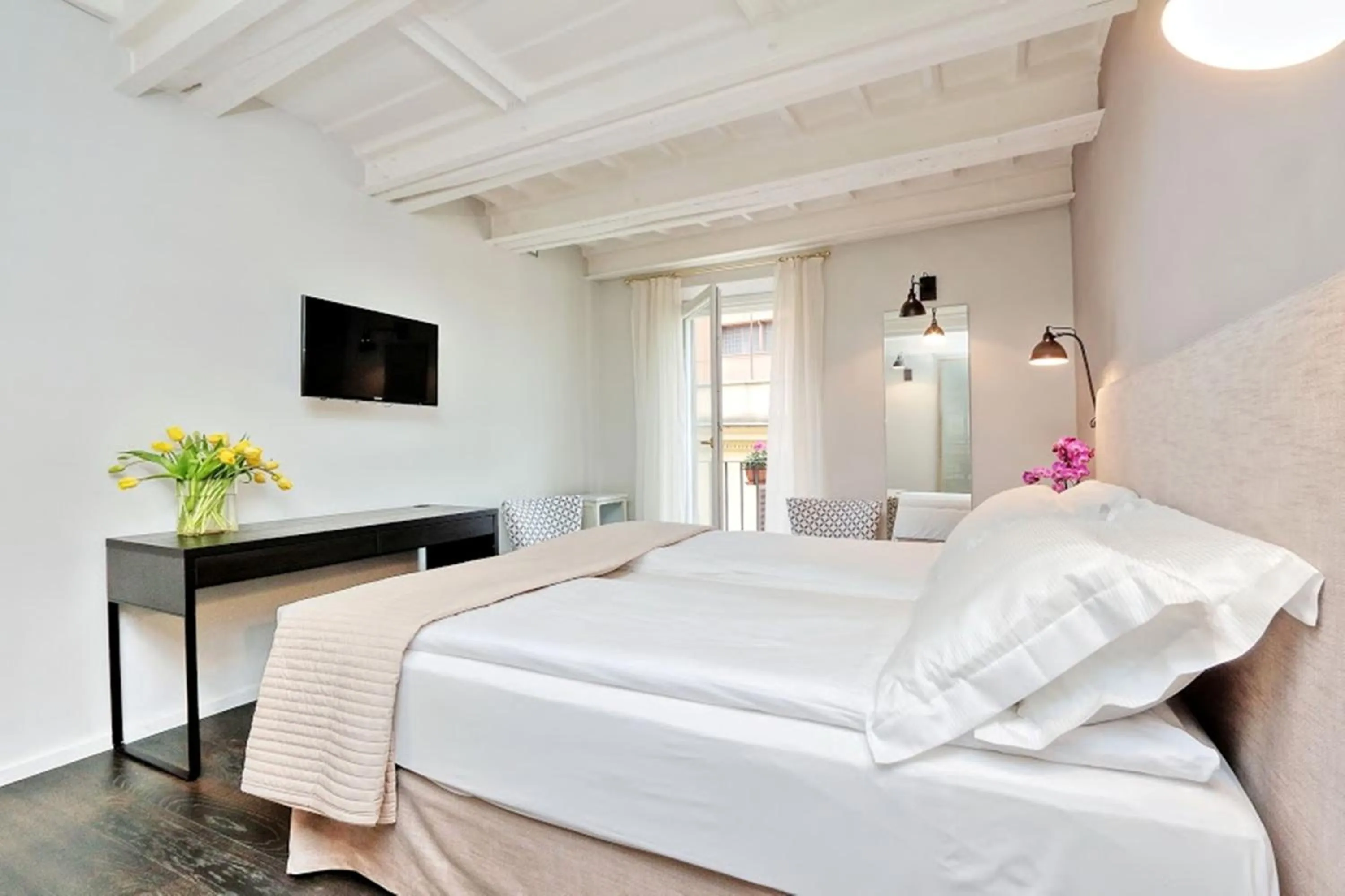 Bedroom, Bed in Cancelleriadieci