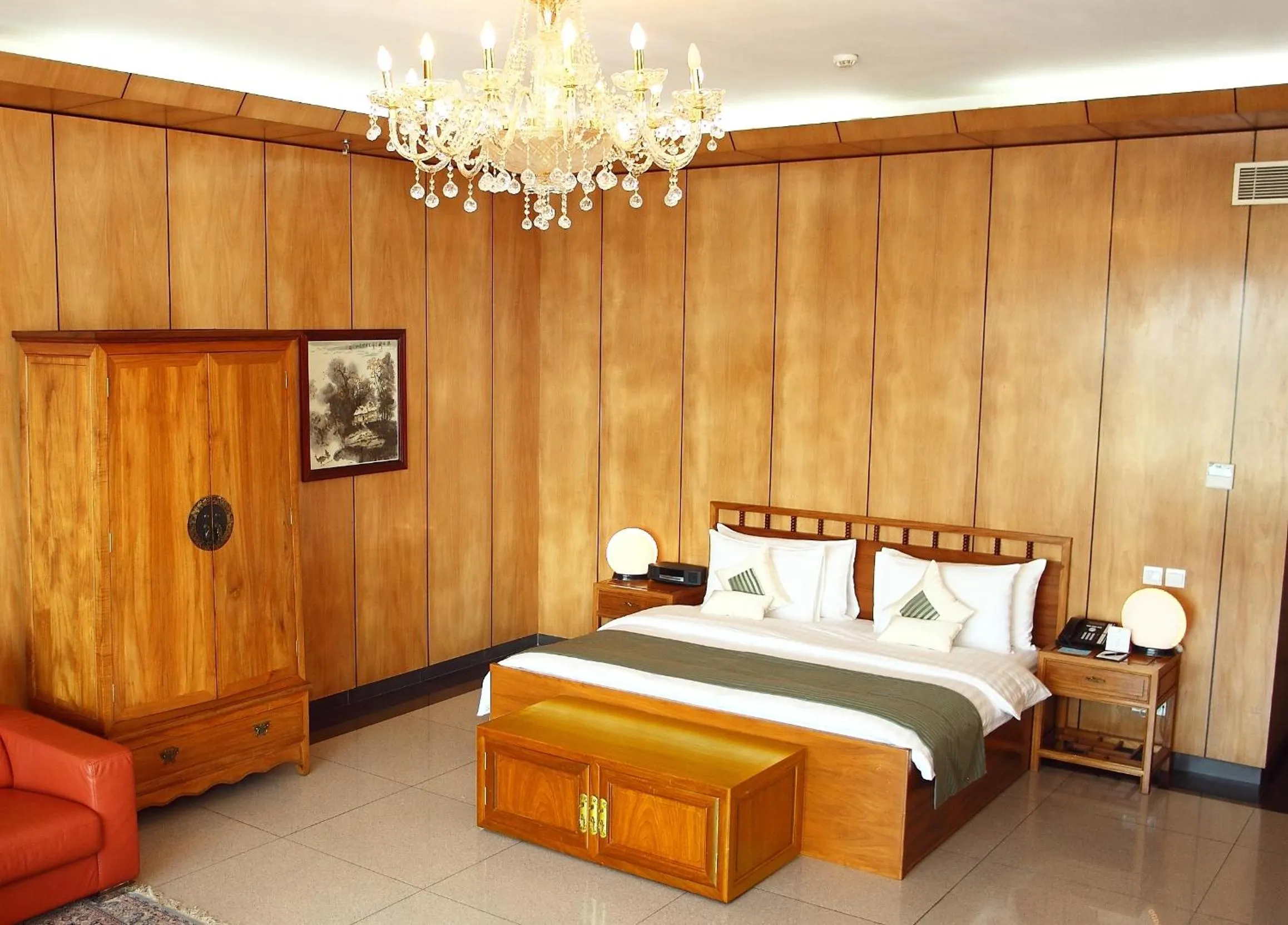 Photo of the whole room in Lagos Oriental Hotel