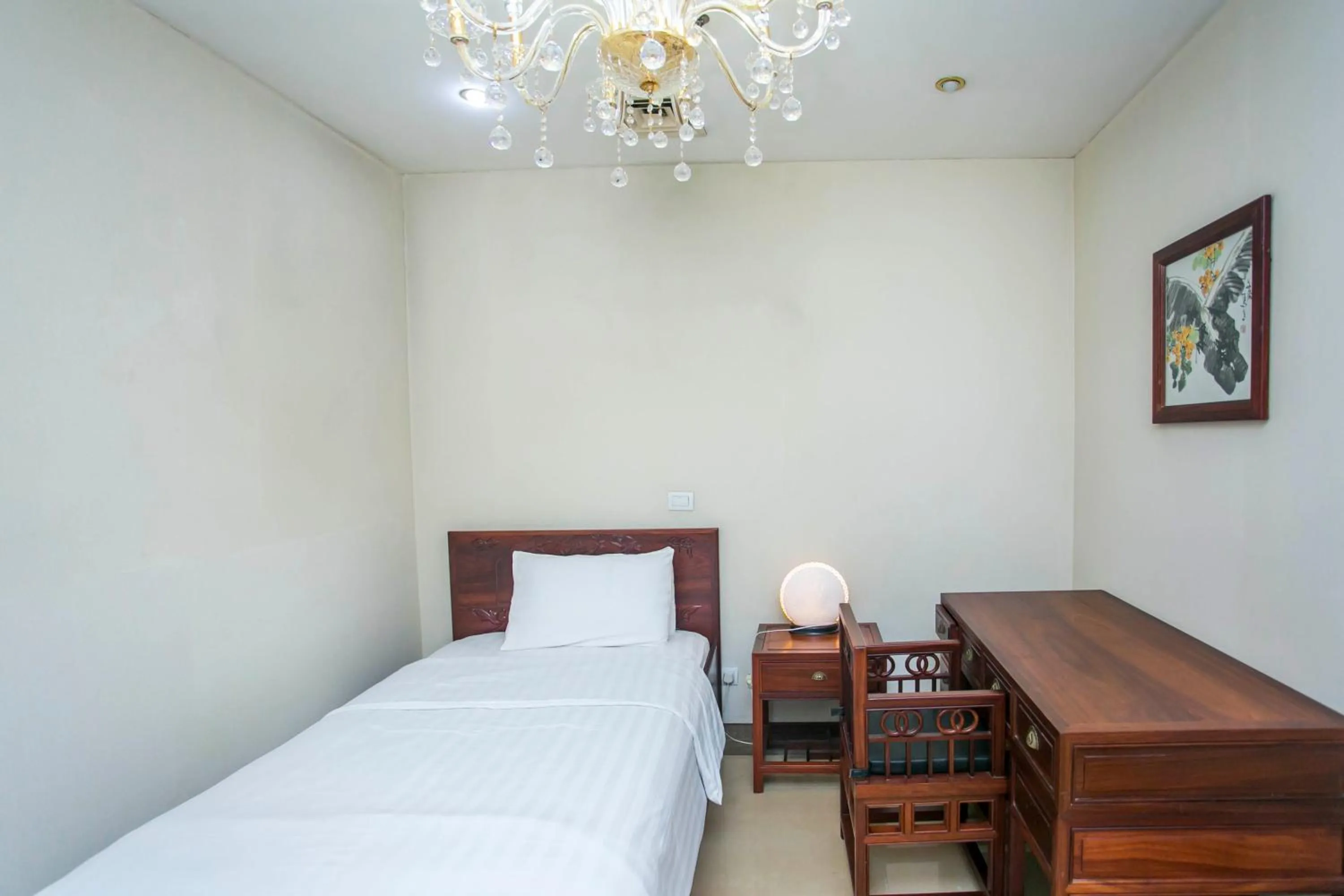 Bed in Lagos Oriental Hotel