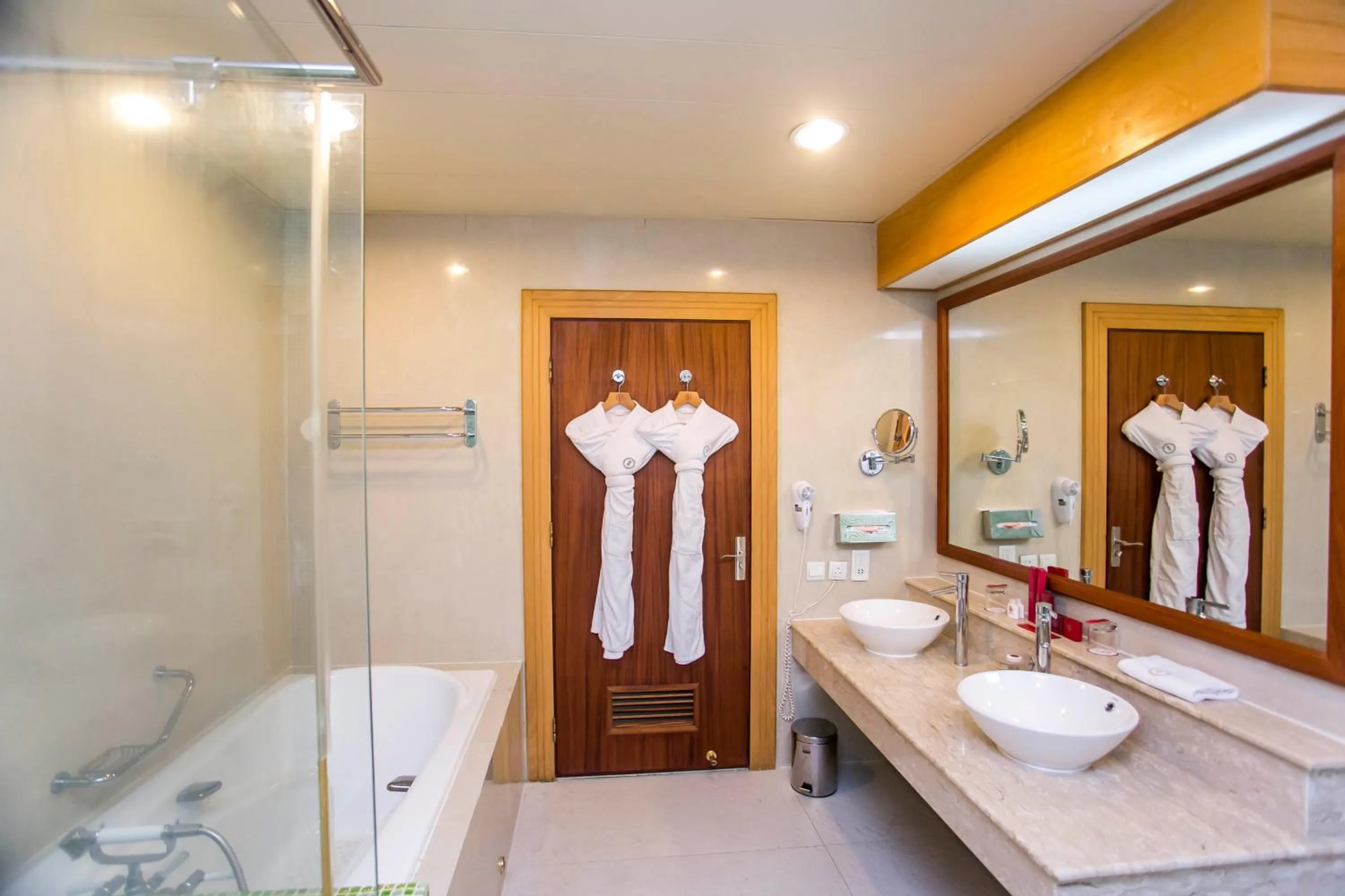 Shower in Lagos Oriental Hotel