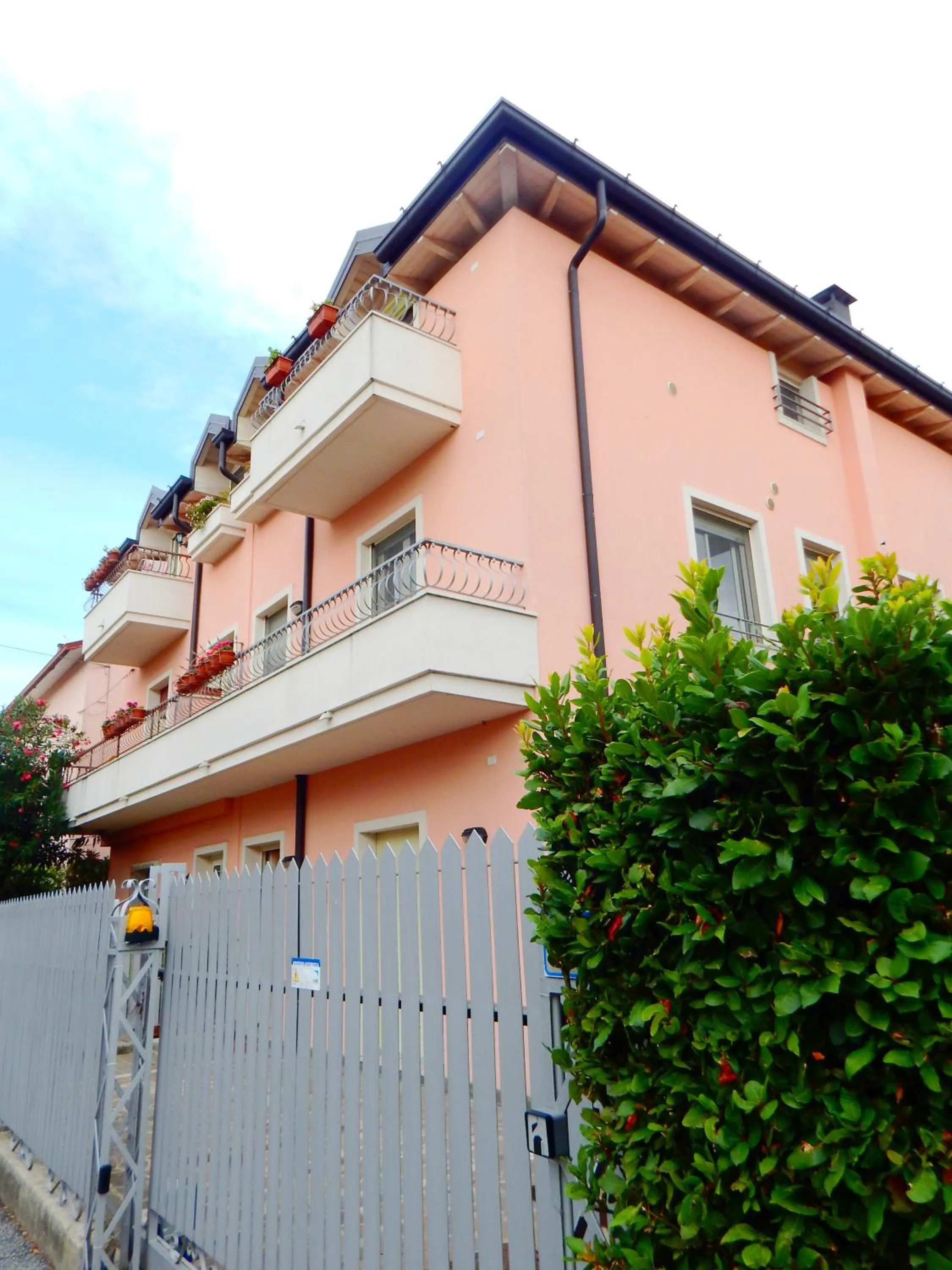 Property building in Appartamenti Jamaica