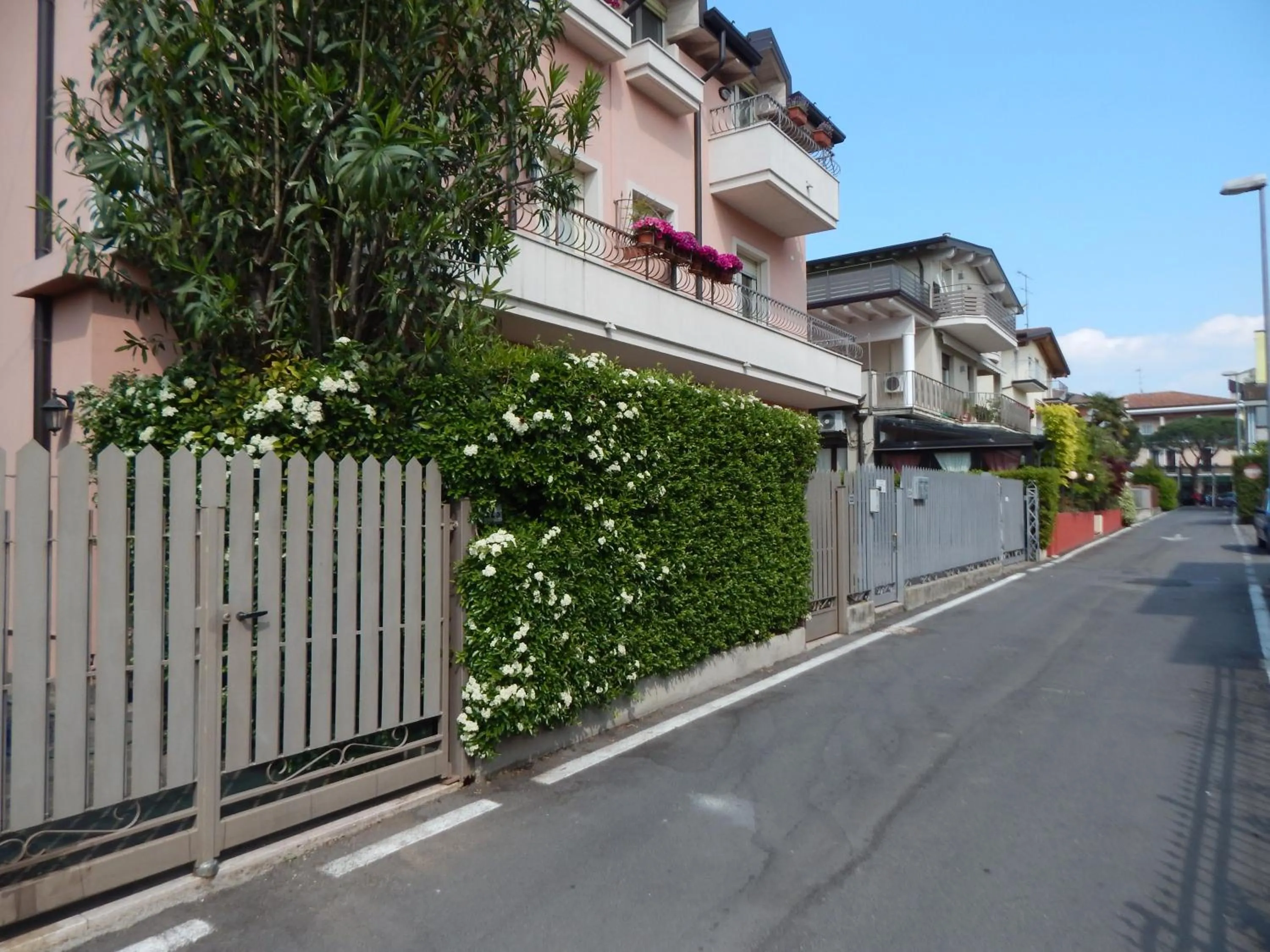 Property building in Appartamenti Jamaica