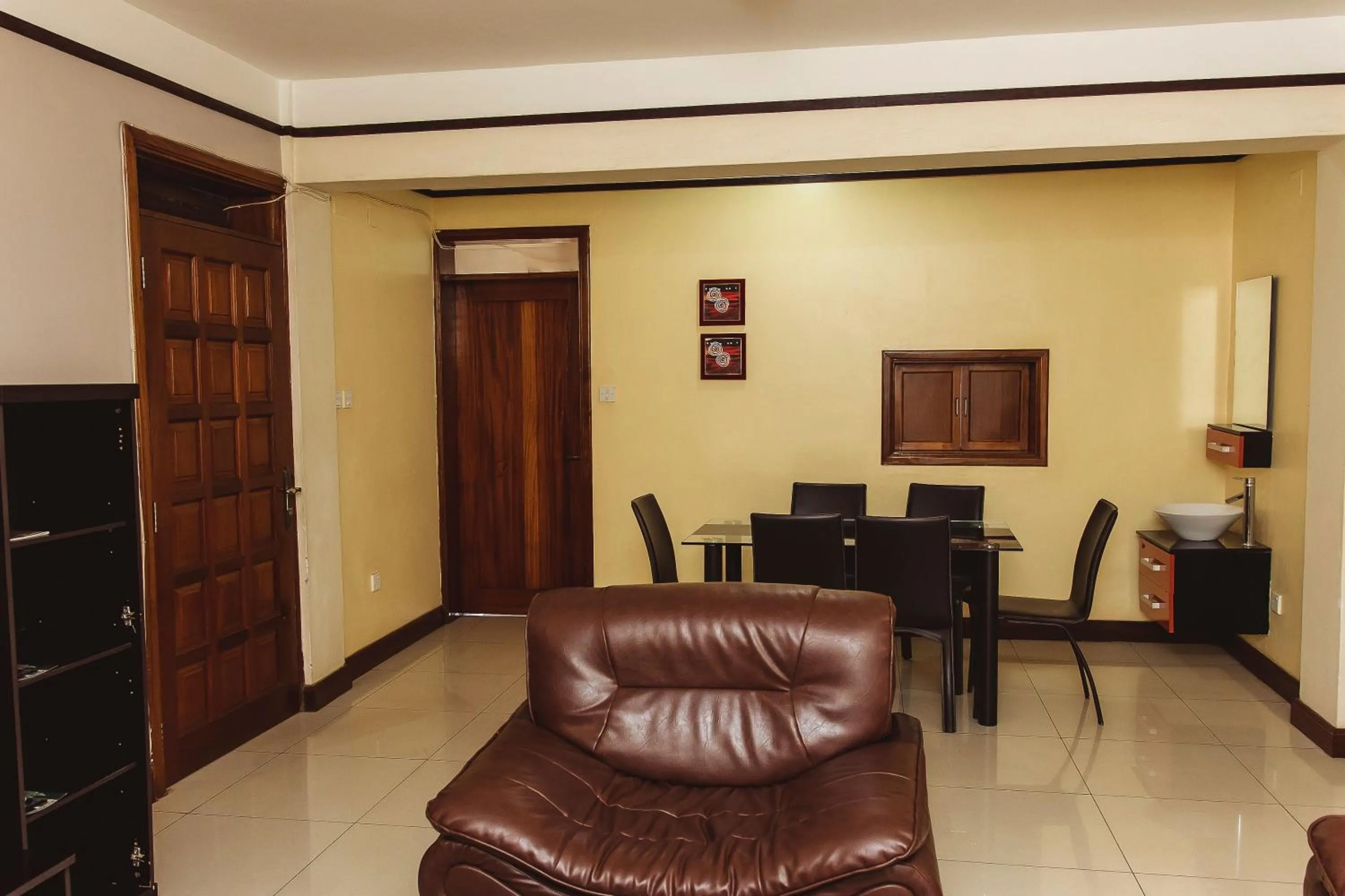 Seating area in Highlands Apartment