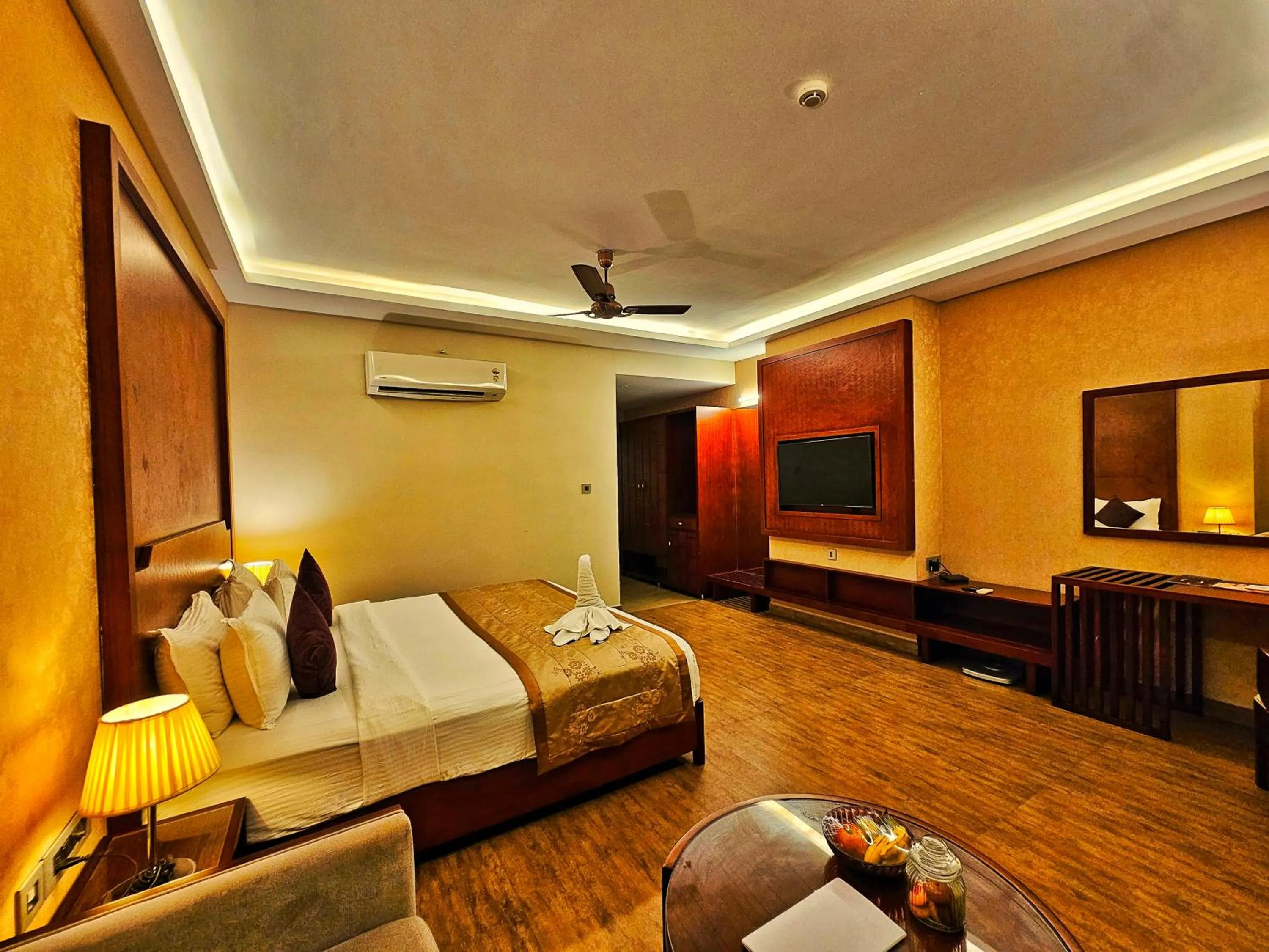 Bed in UVA Meridian Bay Resort & Spa