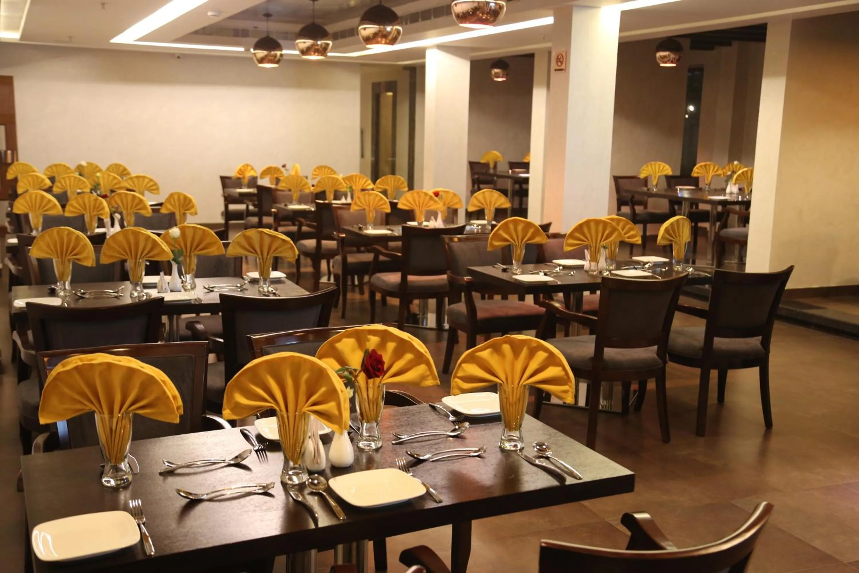 Restaurant/places to eat in UVA Meridian Bay Resort & Spa