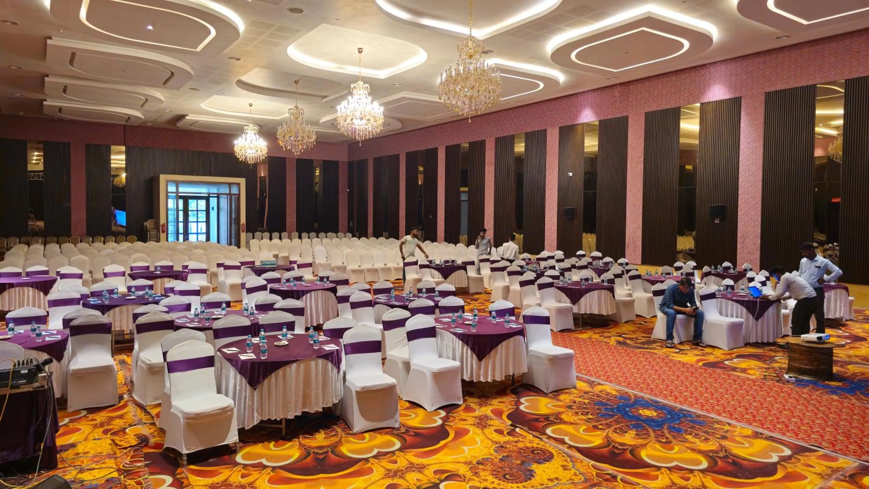Banquet/Function facilities in UVA Meridian Bay Resort & Spa