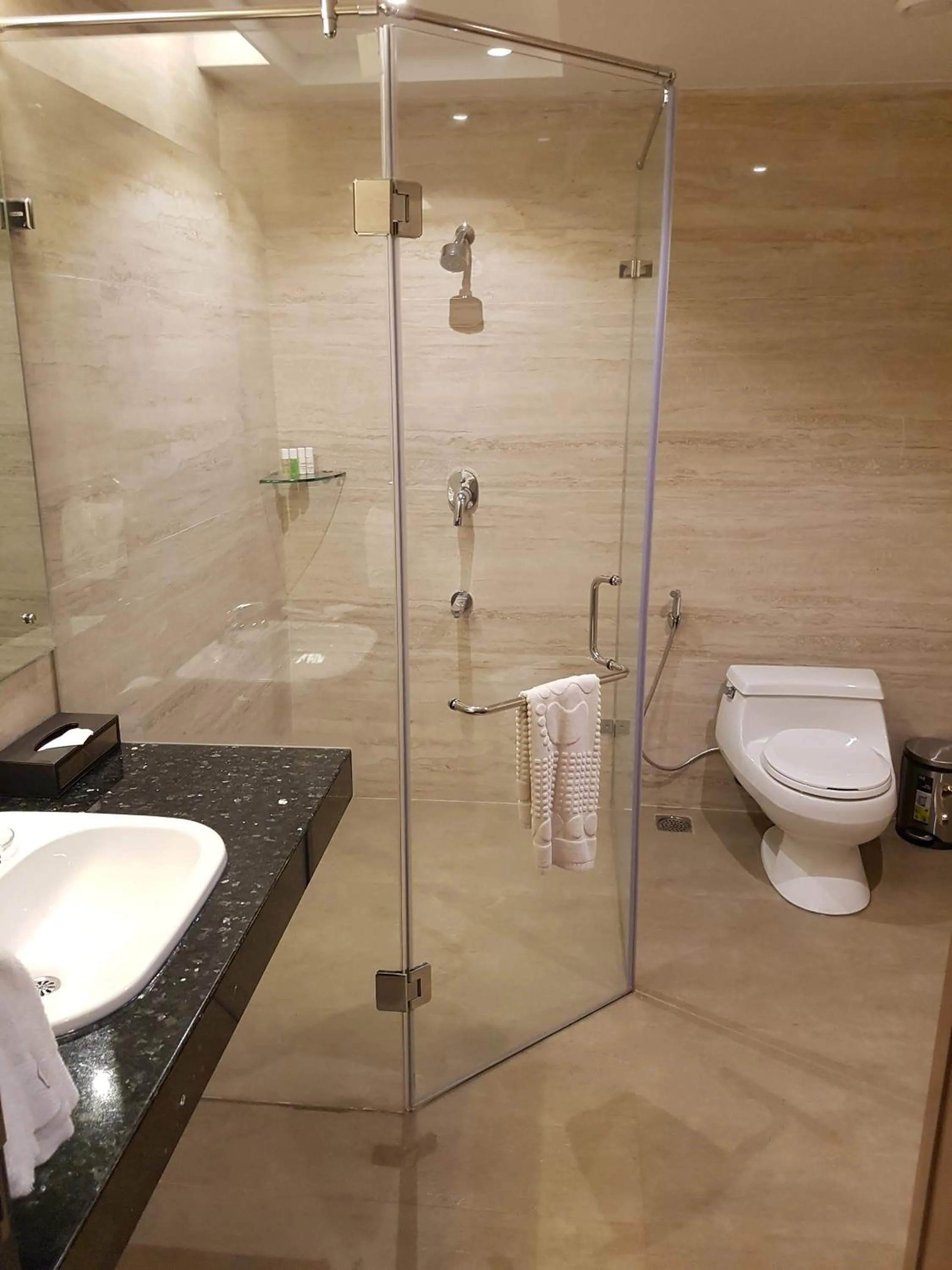 Bathroom in UVA Meridian Bay Resort & Spa