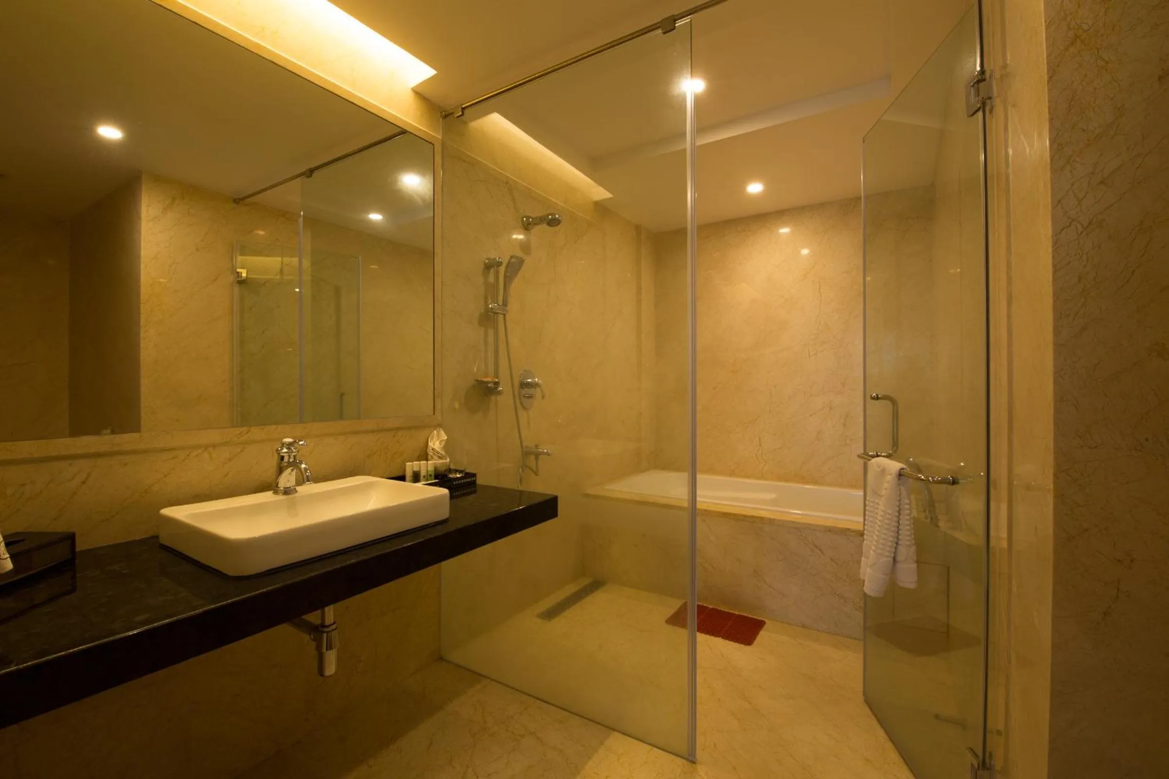 Bathroom in UVA Meridian Bay Resort & Spa