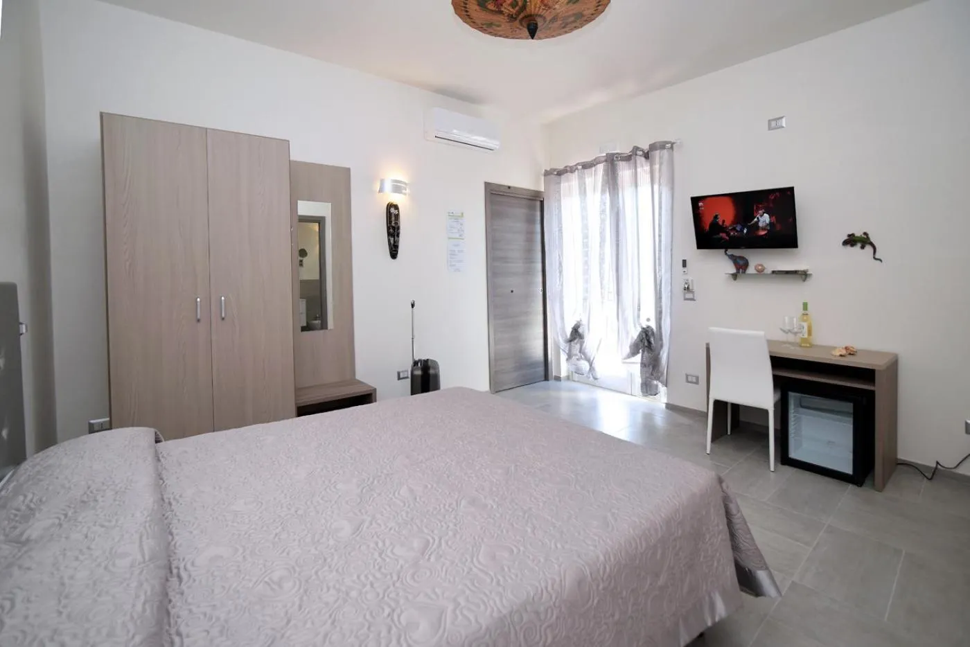 Photo of the whole room, Bed in The Stunning B&B