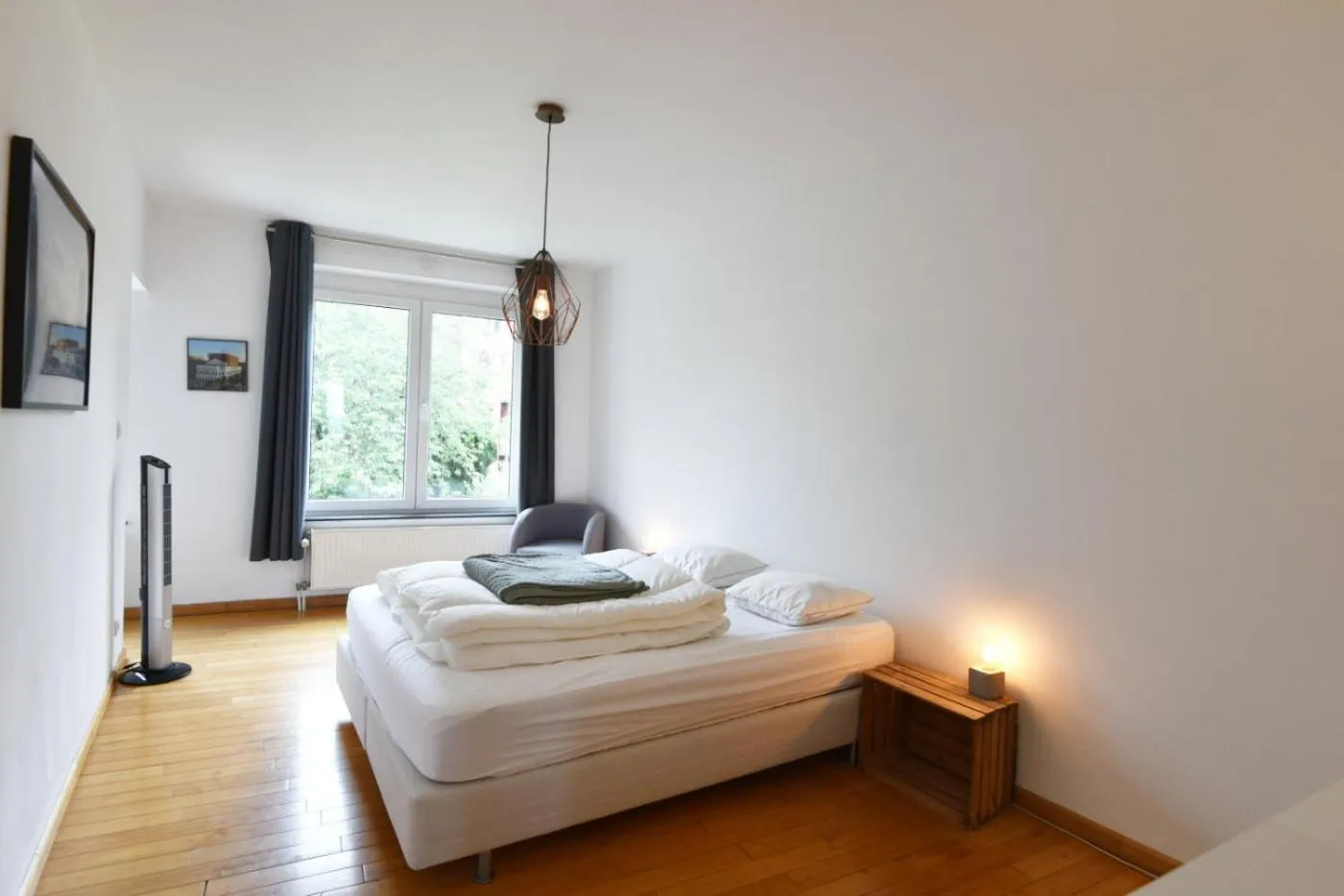 Bedroom, Bed in La petite Naimette