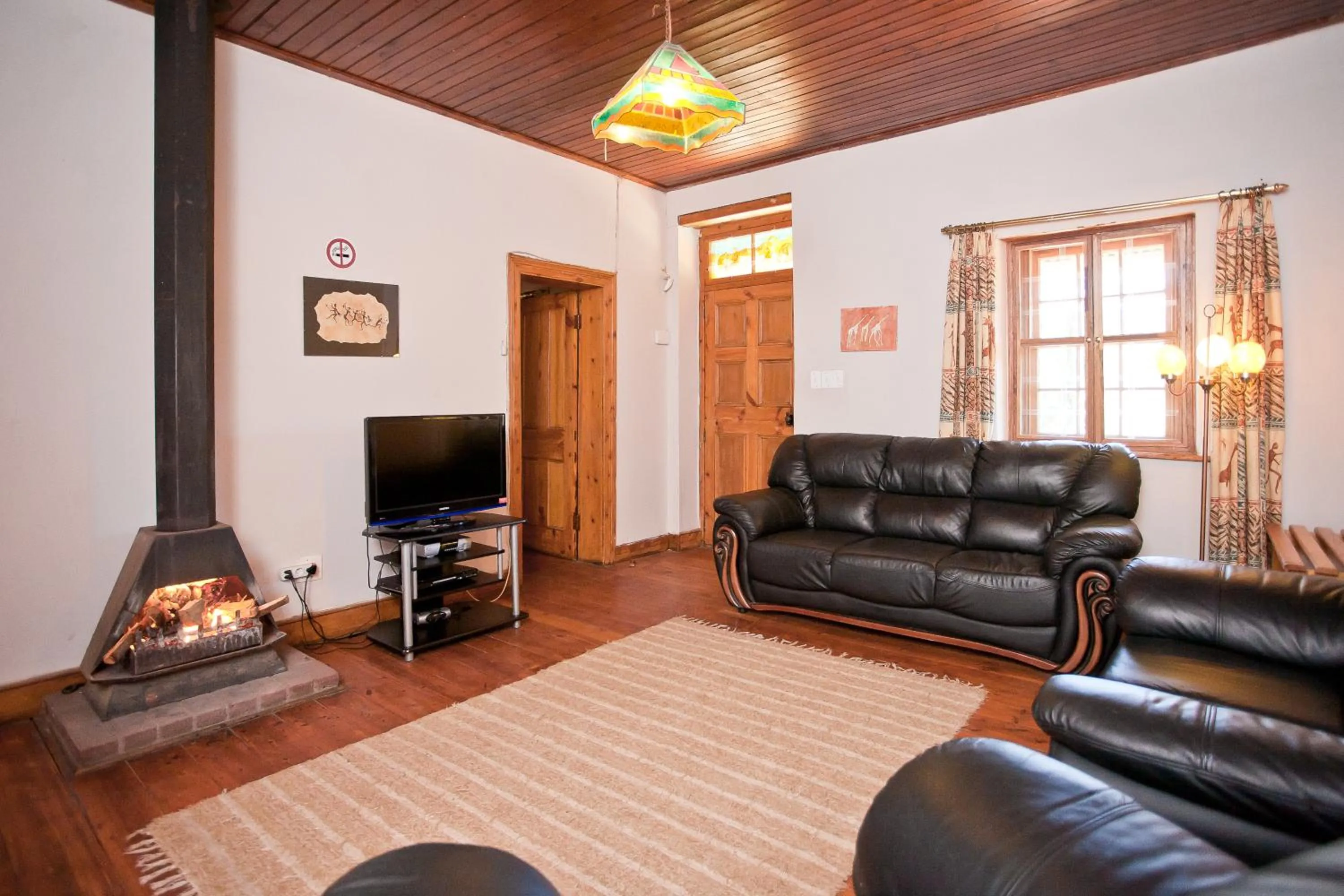 Living room in Red Stone Hills