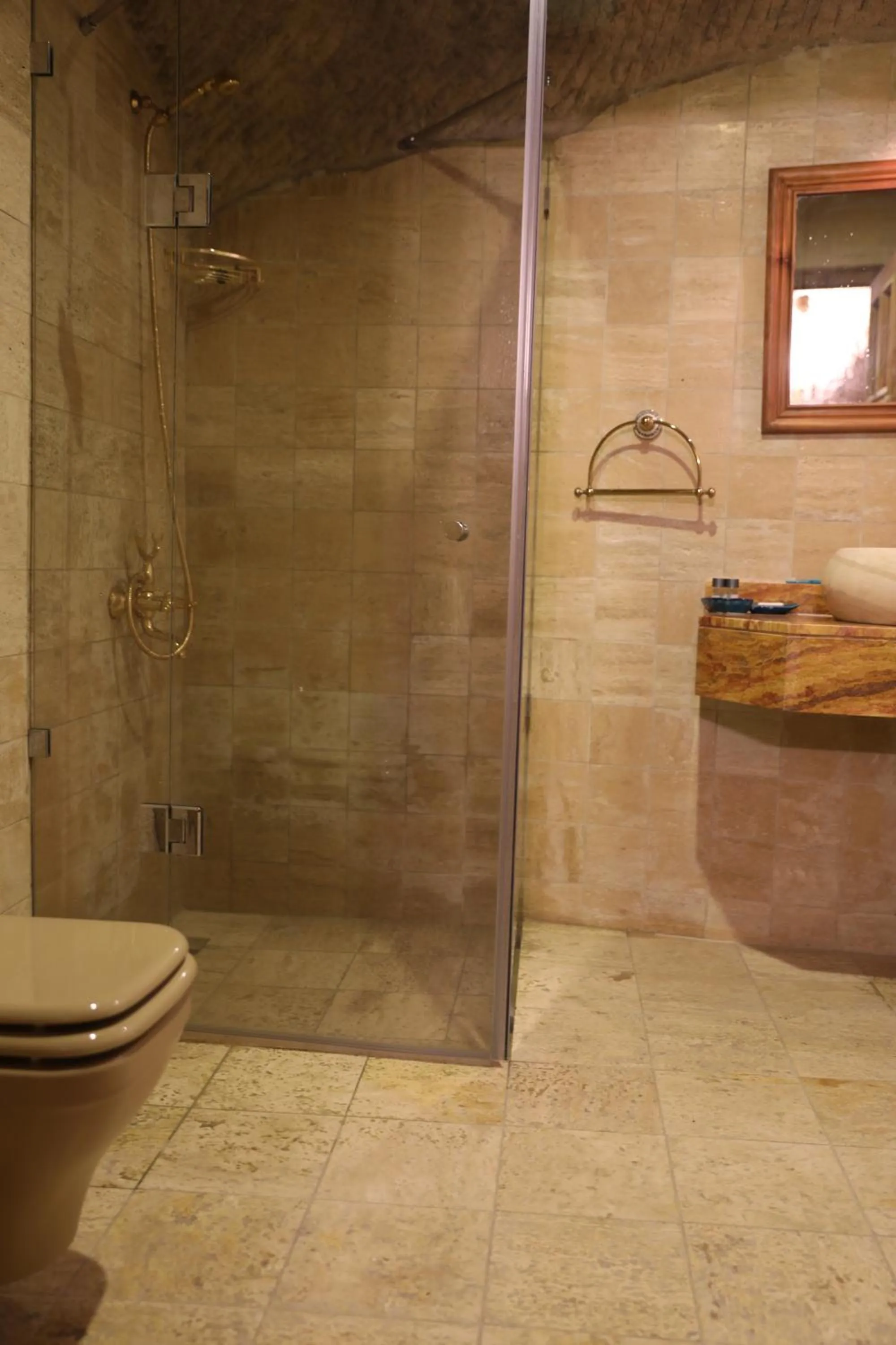 Bathroom in Hanımkız Konagı