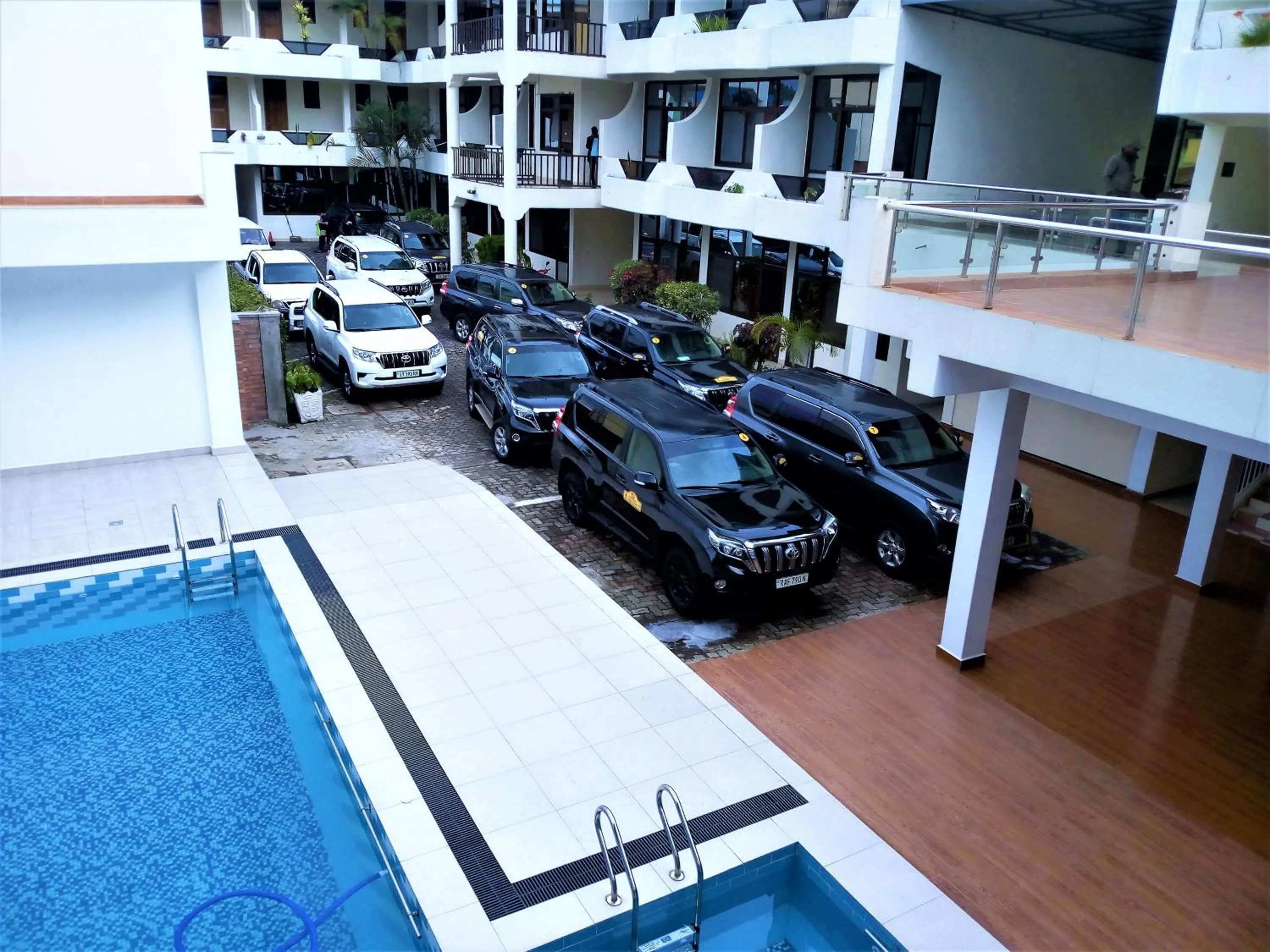 Swimming pool in Virunga Hotel