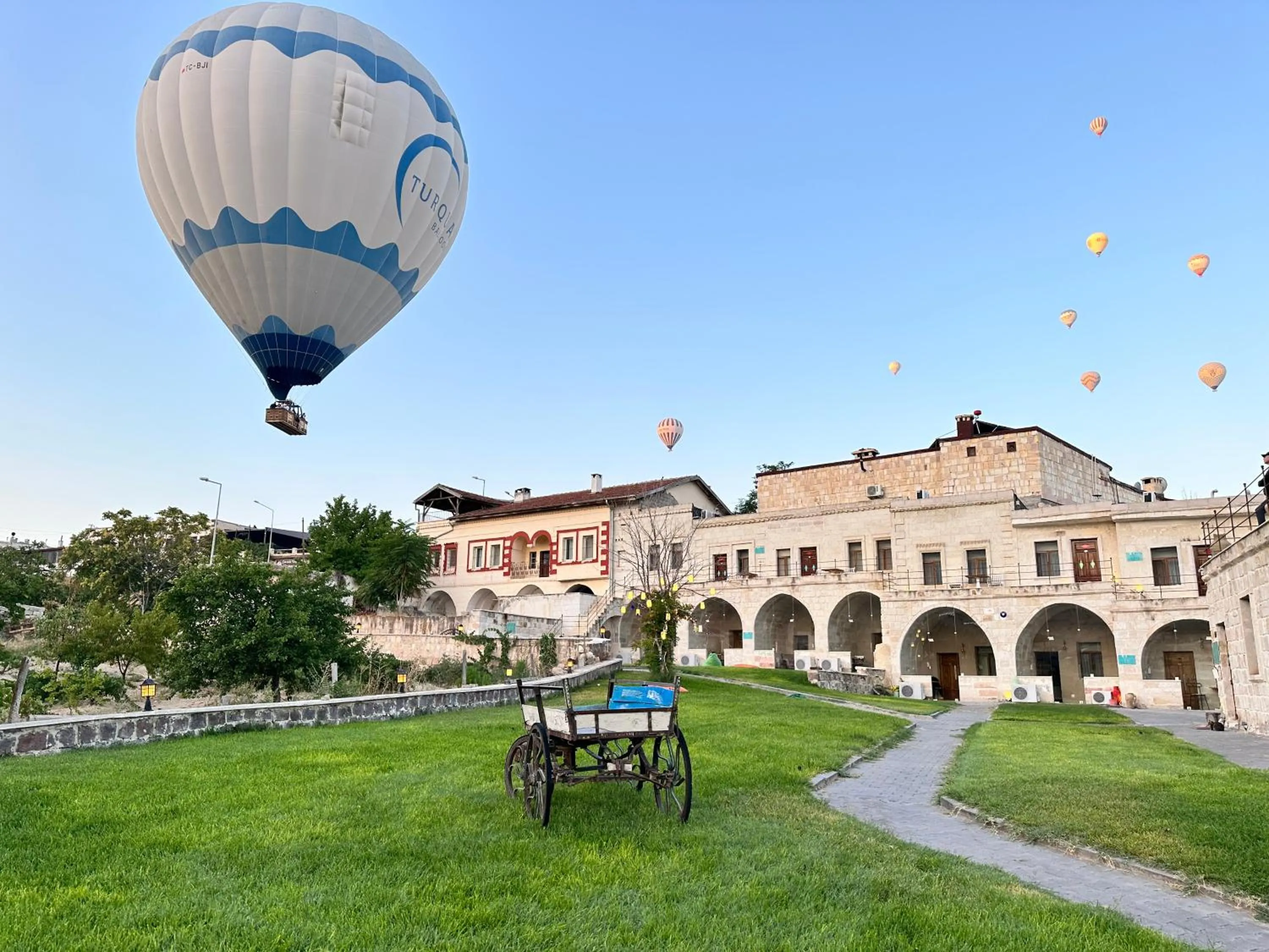 Garden in Jacob's Cave Suites - Cappadocia