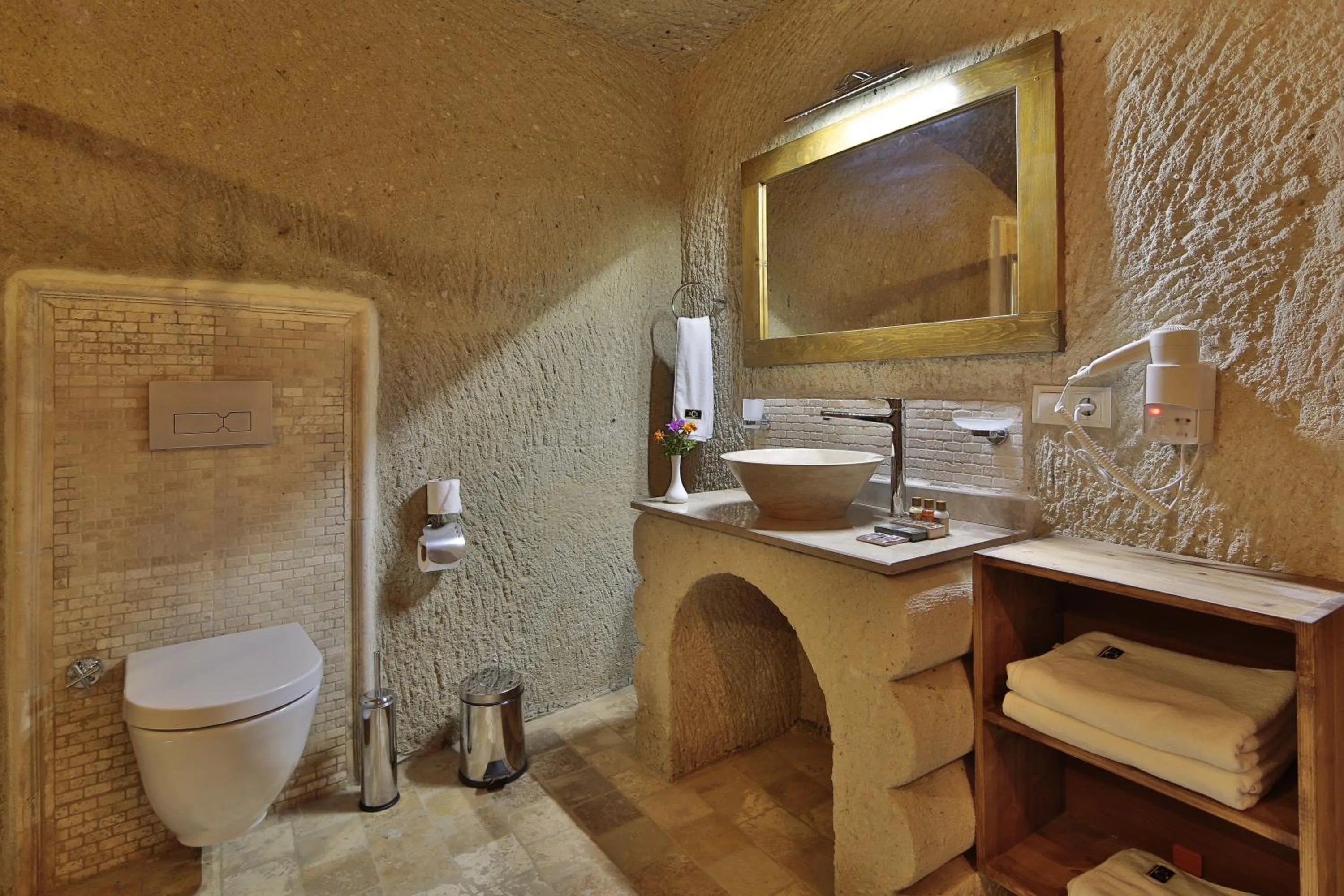 Toilet in Jacob's Cave Suites - Cappadocia