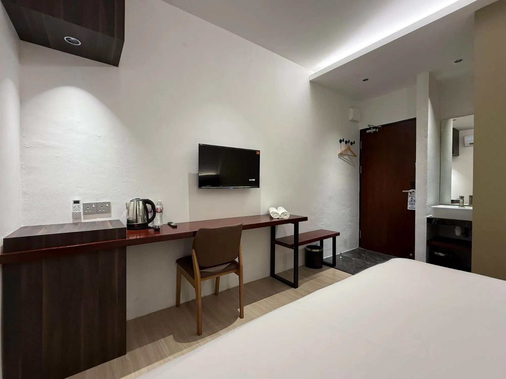 Bedroom, Bed in OYO 91193 Hi Inn Sibu Jaya