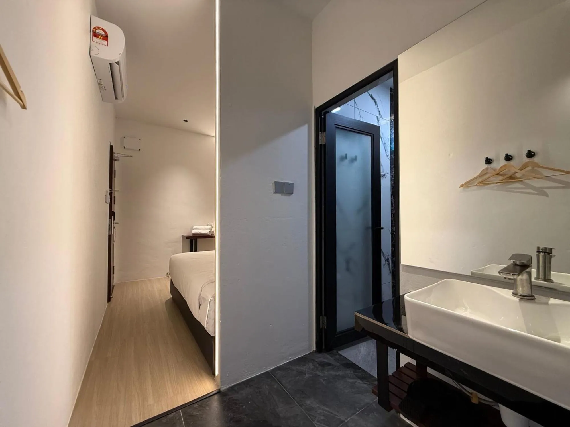 Bedroom, Bed in OYO 91193 Hi Inn Sibu Jaya