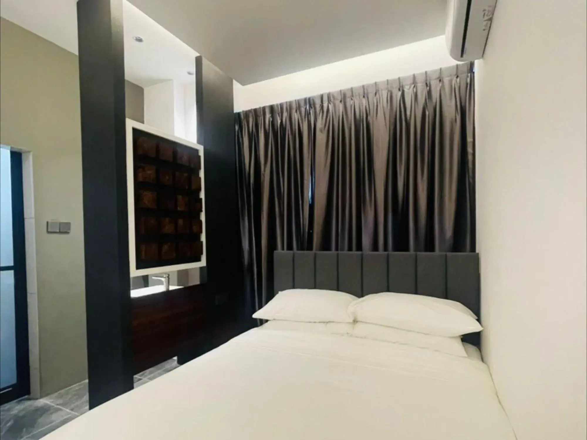 Deluxe Queen Room in OYO 91193 Hi Inn Sibu Jaya Deluxe Queen Room in OYO 91193 Hi Inn Sibu Jaya