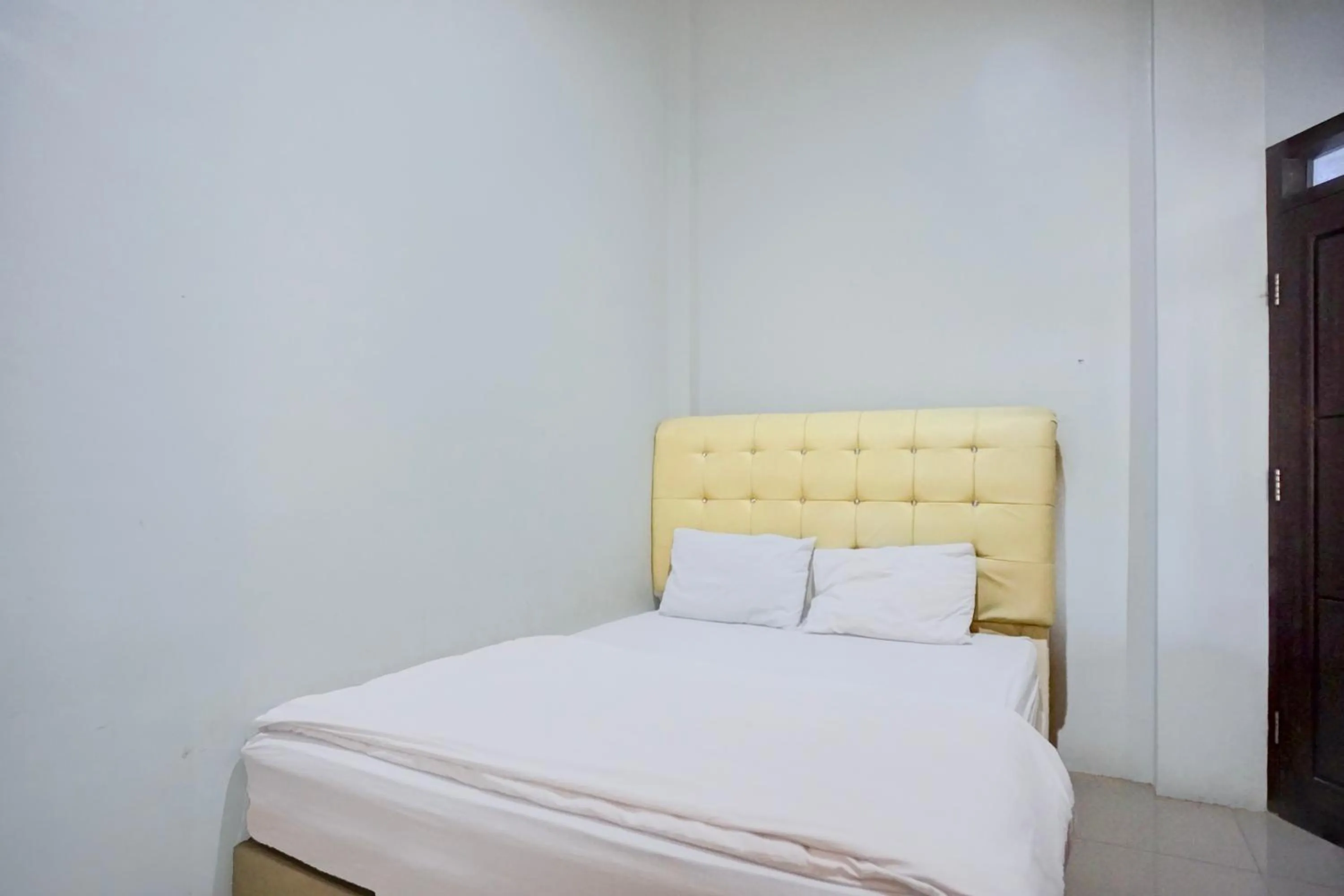 Bedroom, Bed in Hotel O Banda Aceh near UIN formerly Alif Guest House Syariah