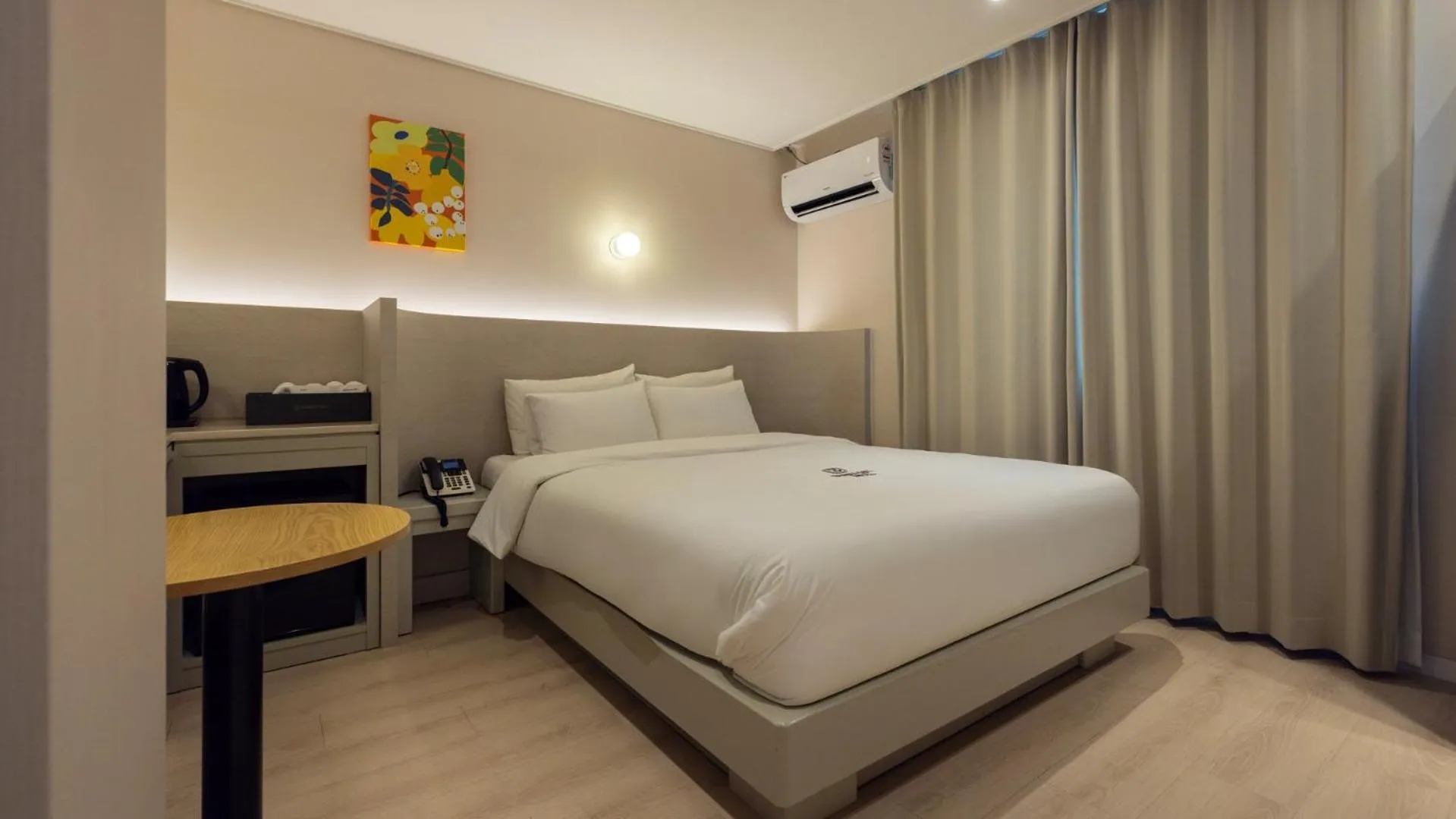 Bedroom, Bed in Browndot Hotel Jeonju Junghwasan