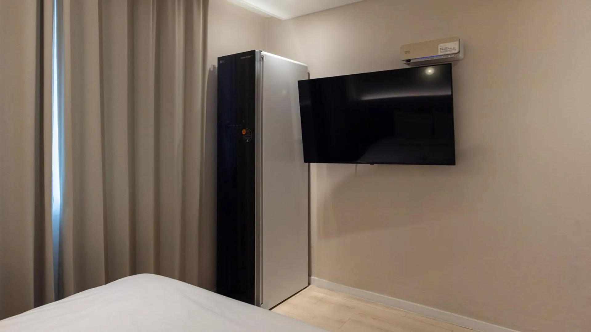 TV and multimedia, Bed in Browndot Hotel Jeonju Junghwasan