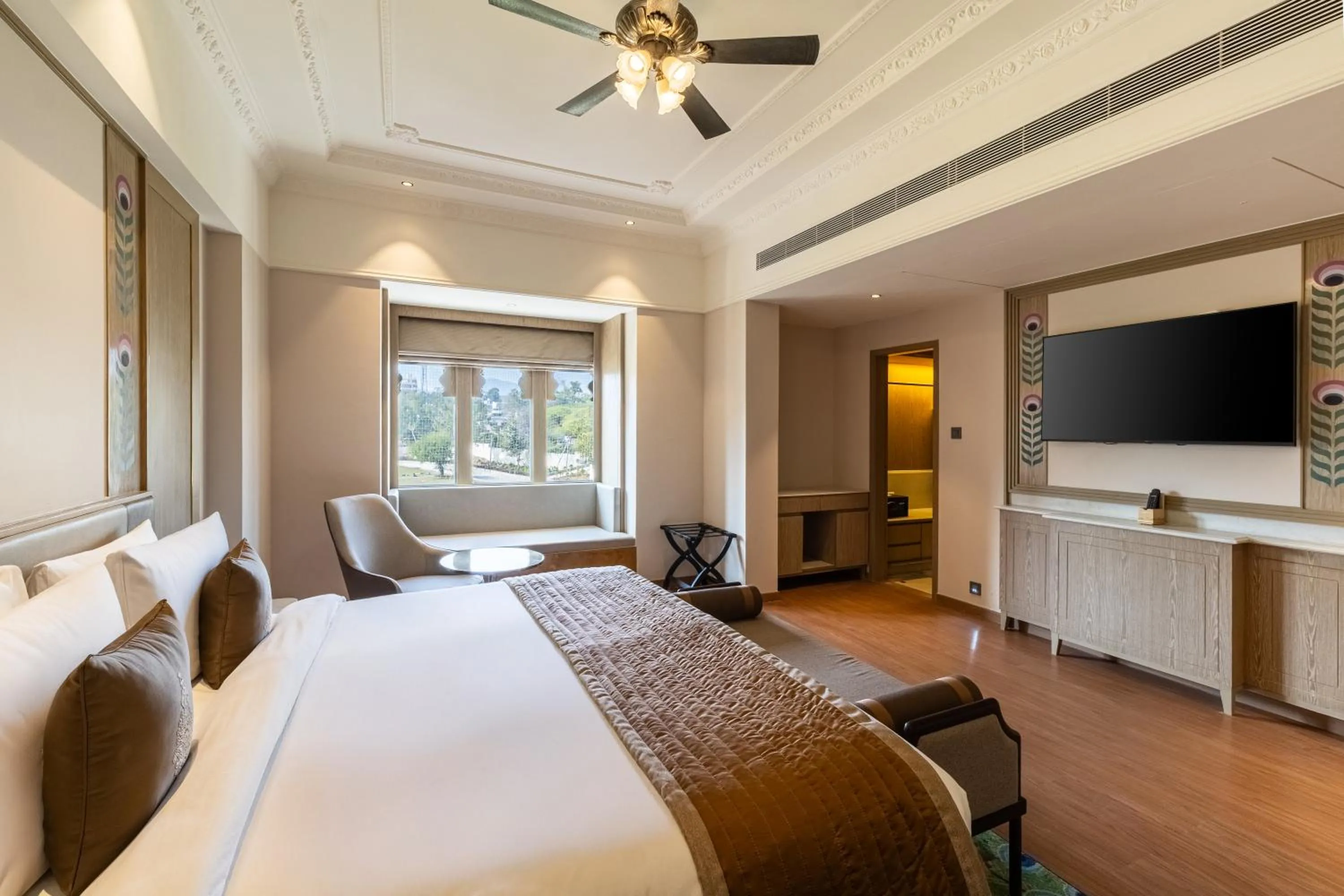 Photo of the whole room, Bed in Wyndham Grand Udaipur Fateh Sagar Lake - Pure Vegetarian Resort