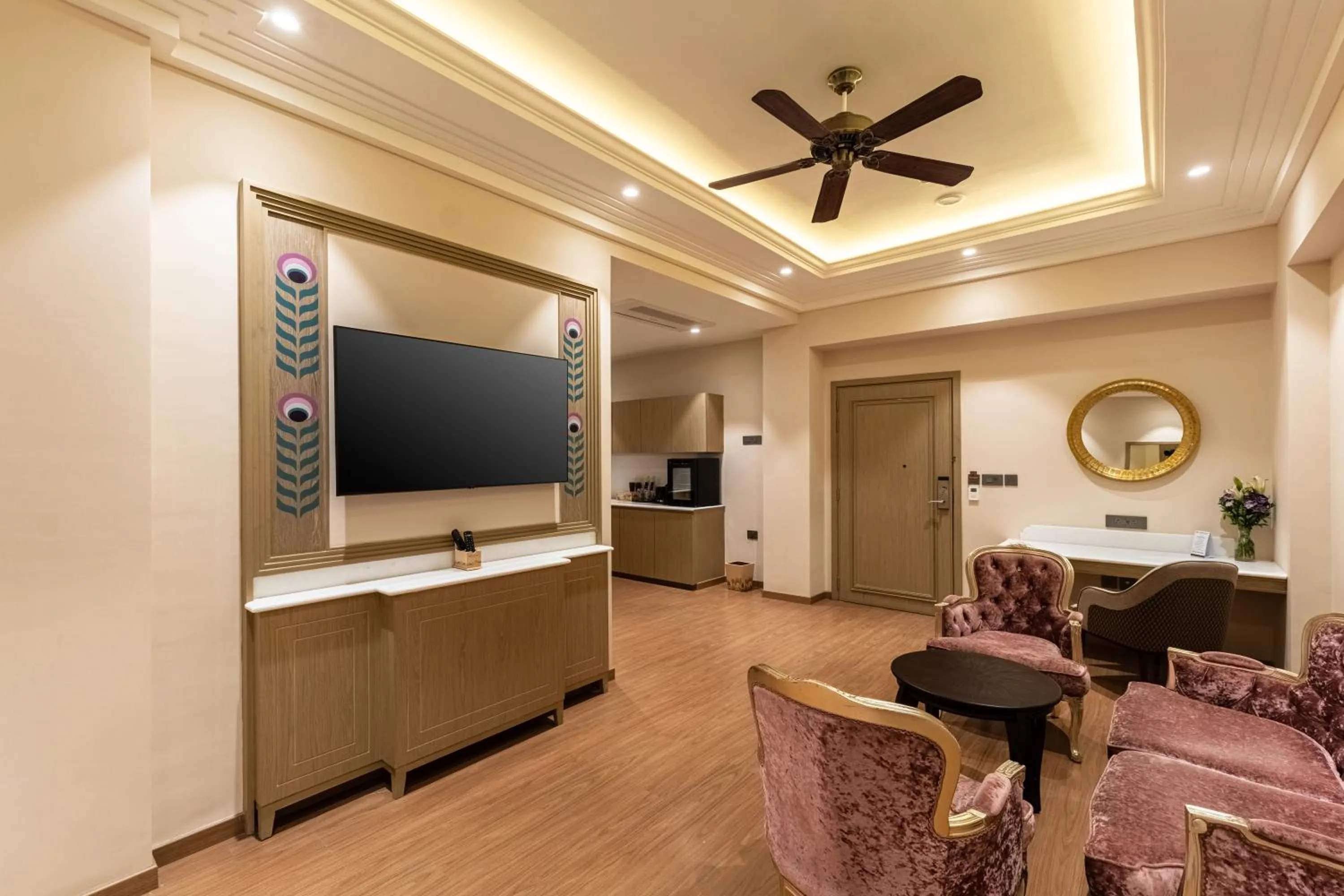 Living room in Wyndham Grand Udaipur Fateh Sagar Lake - Pure Vegetarian Resort