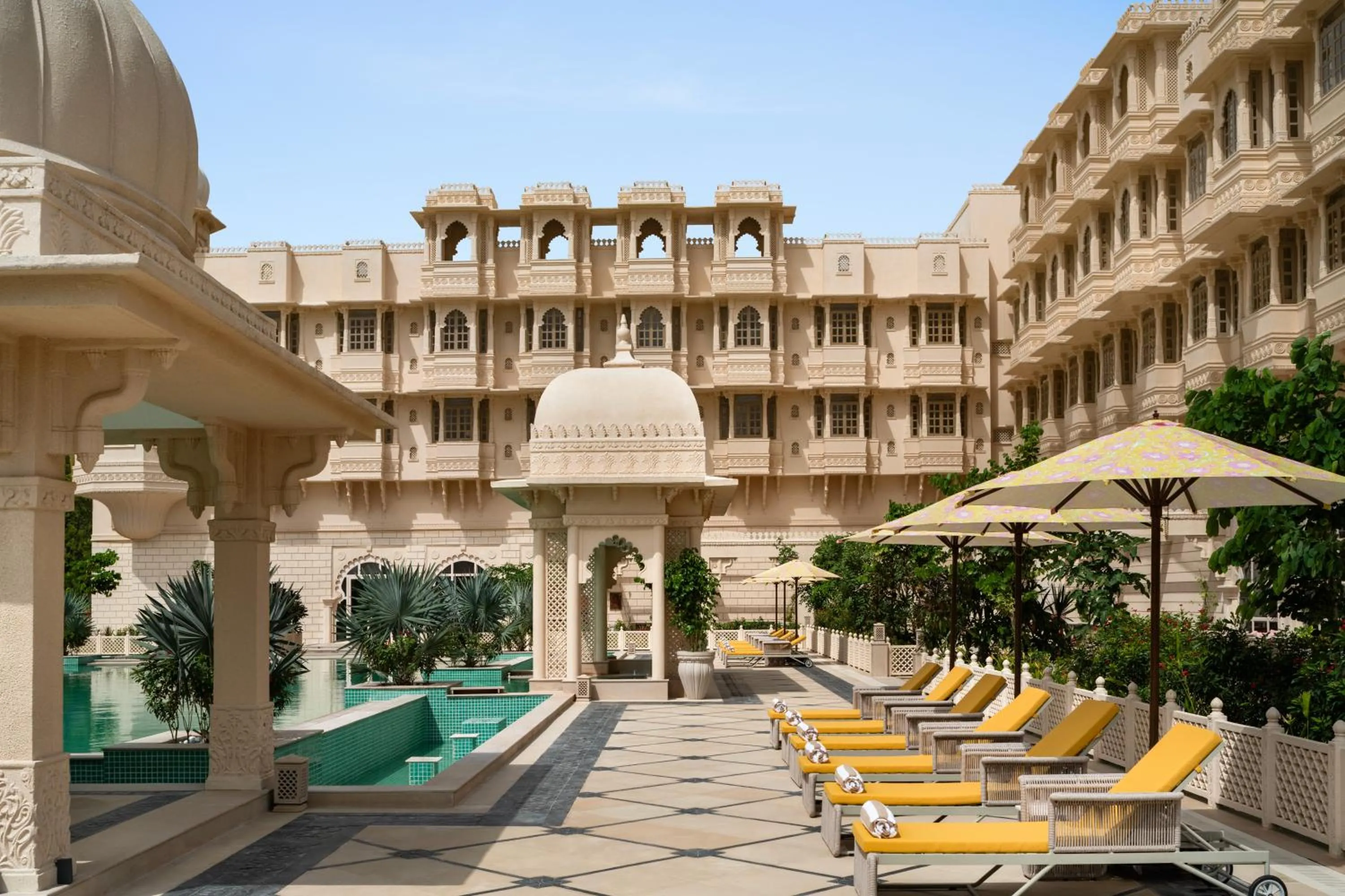 Swimming pool in Wyndham Grand Udaipur Fateh Sagar Lake - Pure Vegetarian Resort