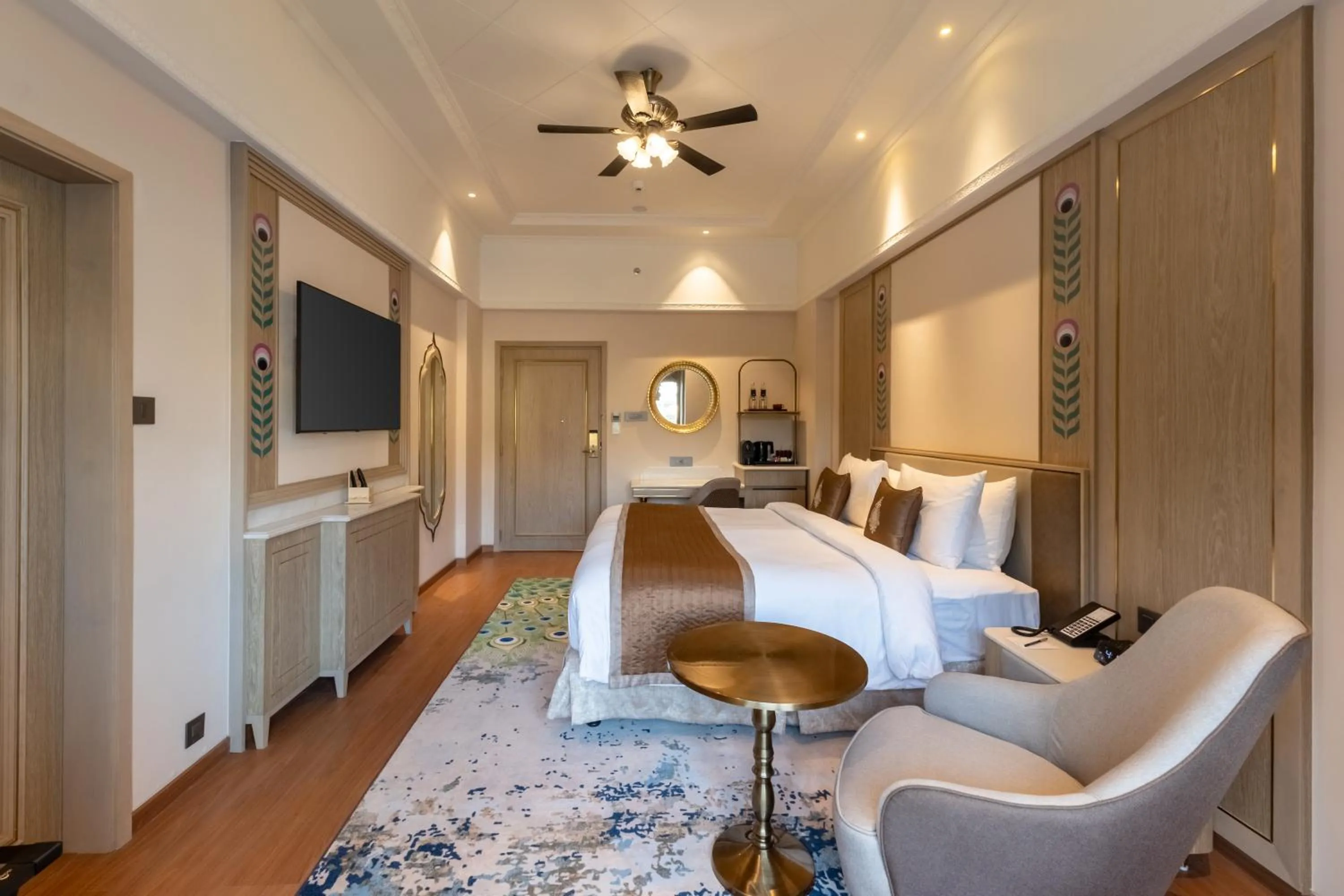 Bedroom, Bed in Wyndham Grand Udaipur Fateh Sagar Lake - Pure Vegetarian Resort