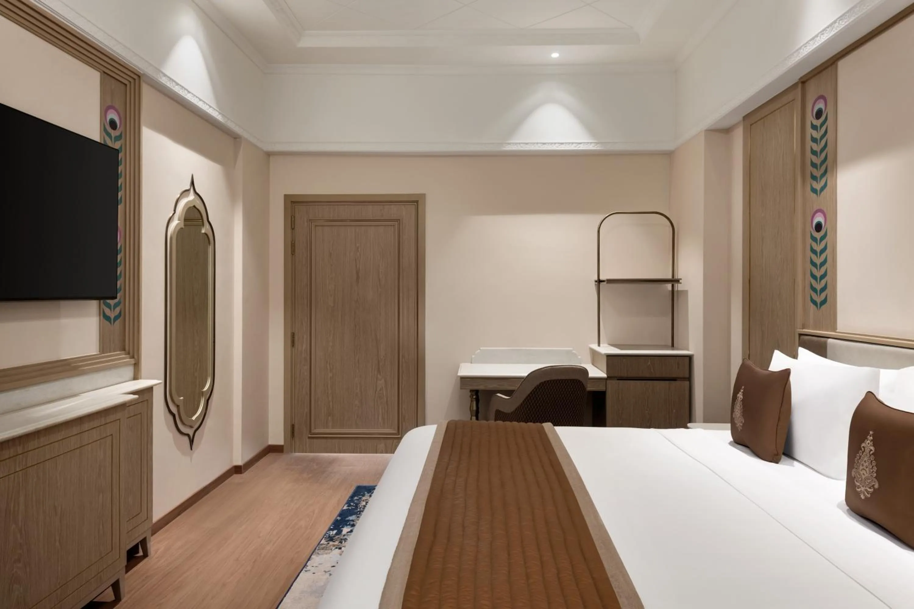 Guests, Bed in Wyndham Grand Udaipur Fateh Sagar Lake - Pure Vegetarian Resort