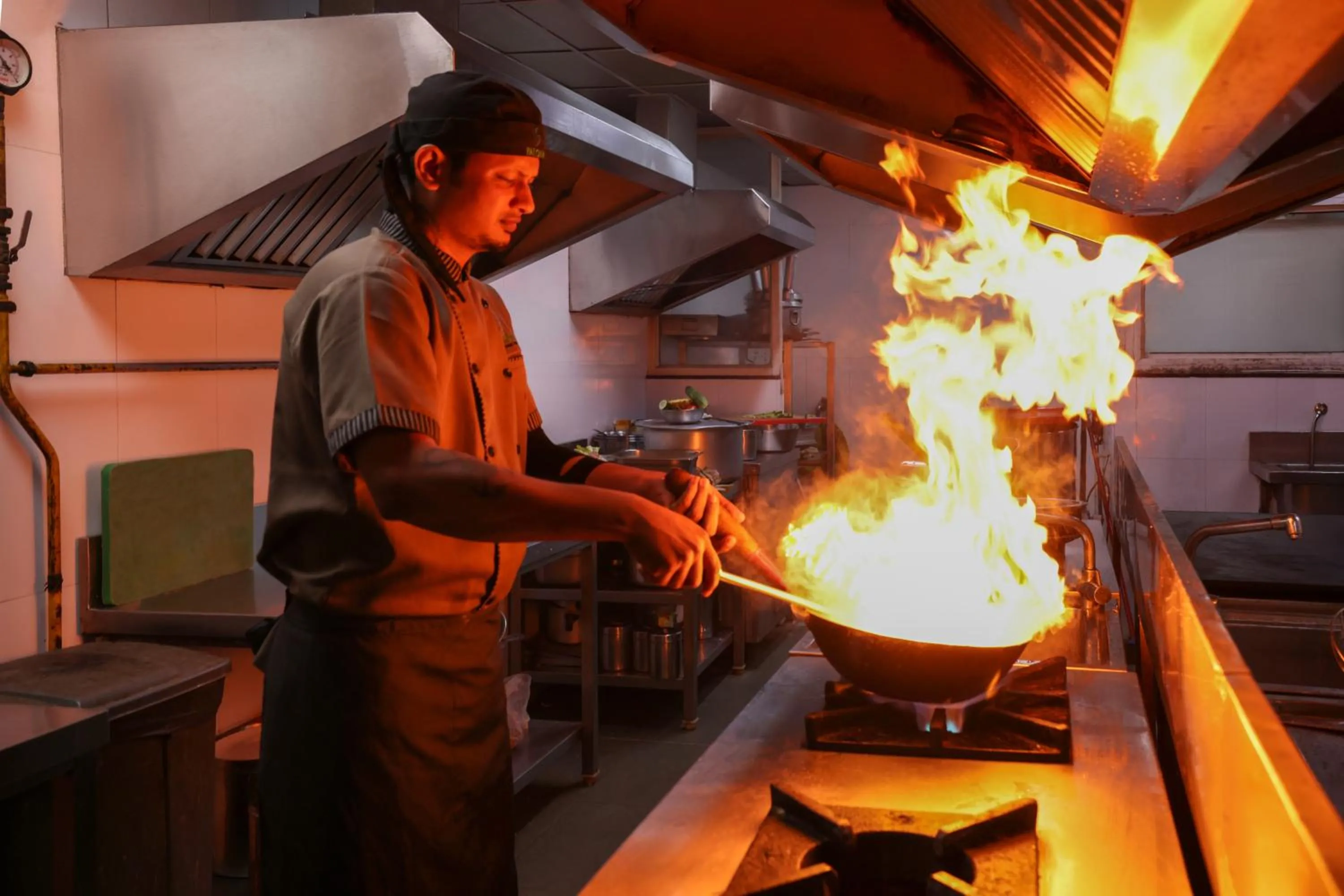 kitchen in Alaya Stays Paloma Backwater Resort