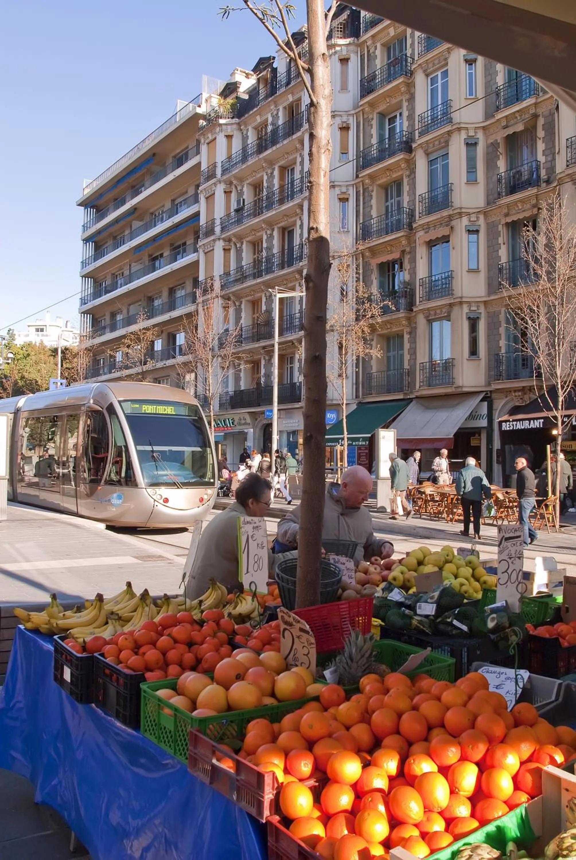 City view in Hôtel & Appartements Monsigny