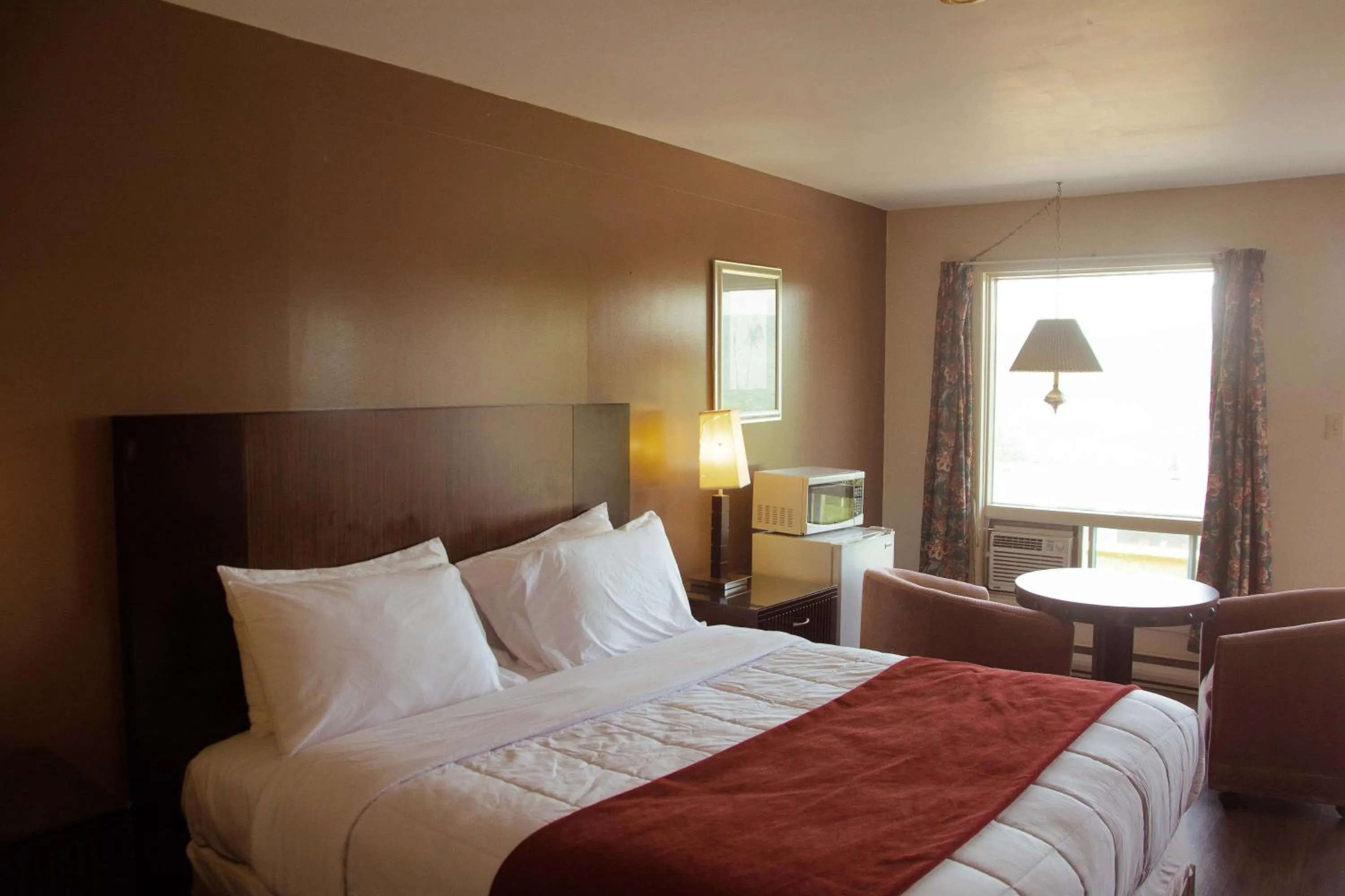 Bed in Travels Inn Victoria County