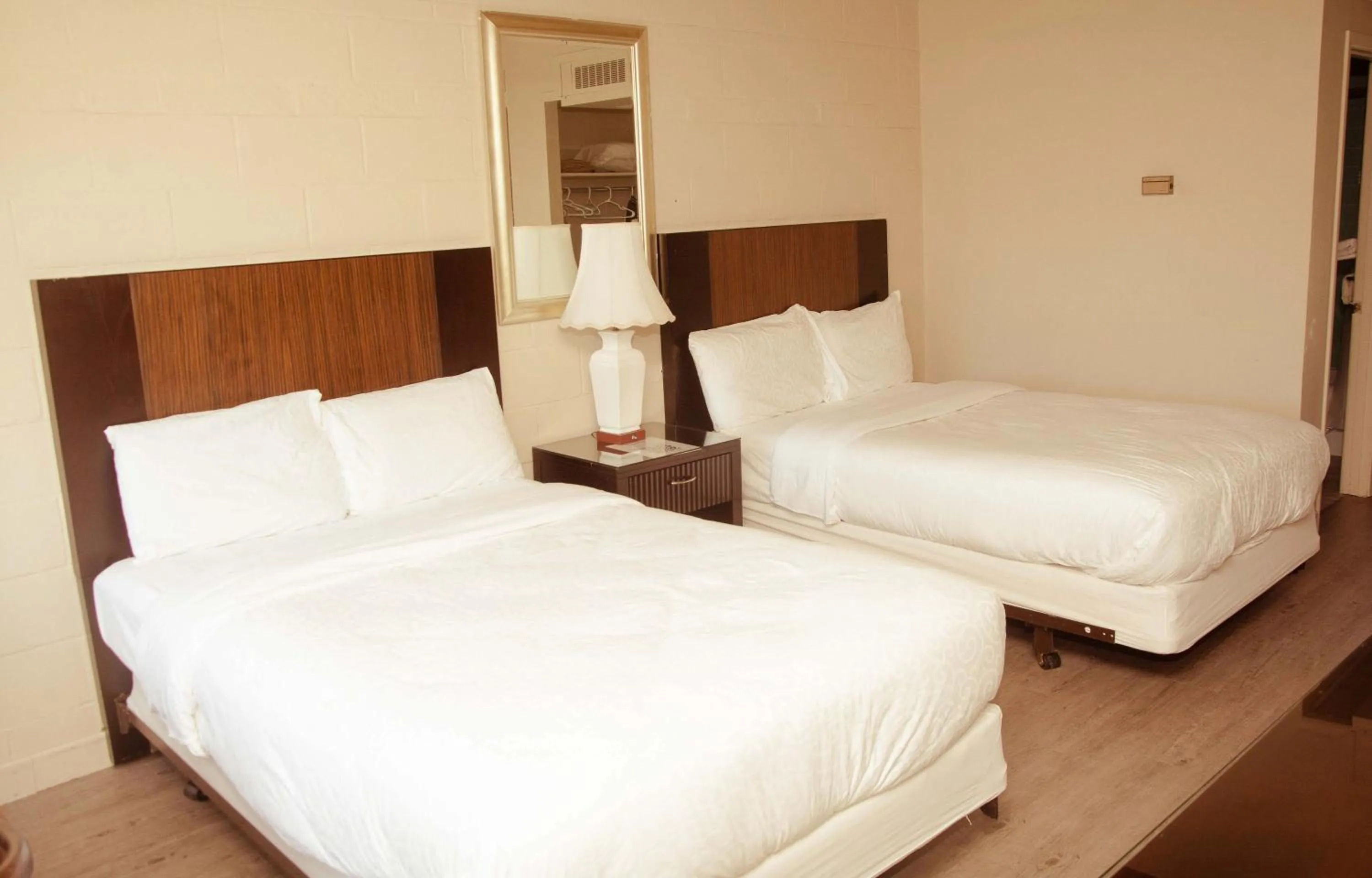 Bedroom, Bed in Travels Inn Victoria County