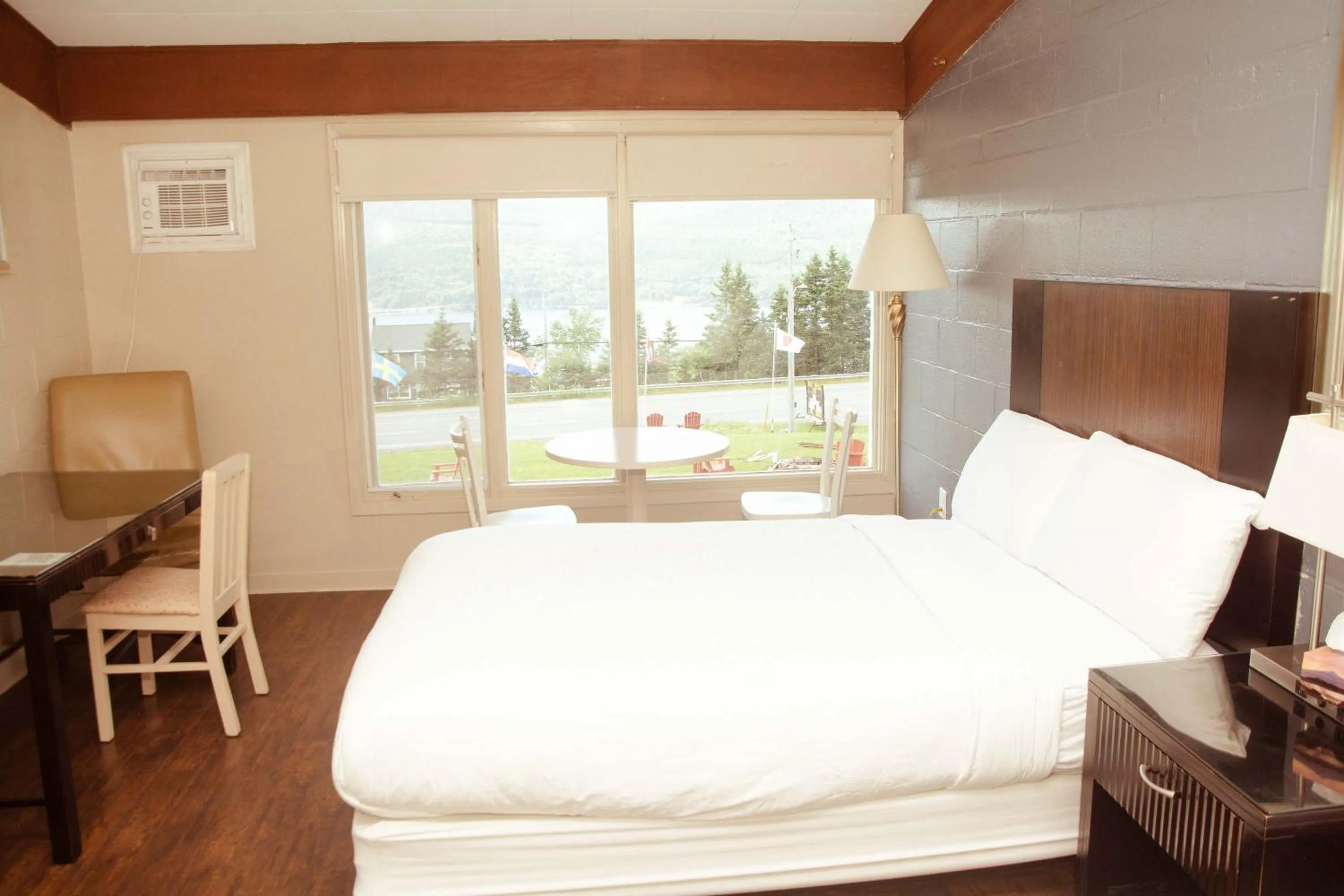 Bedroom, Bed in Travels Inn Victoria County