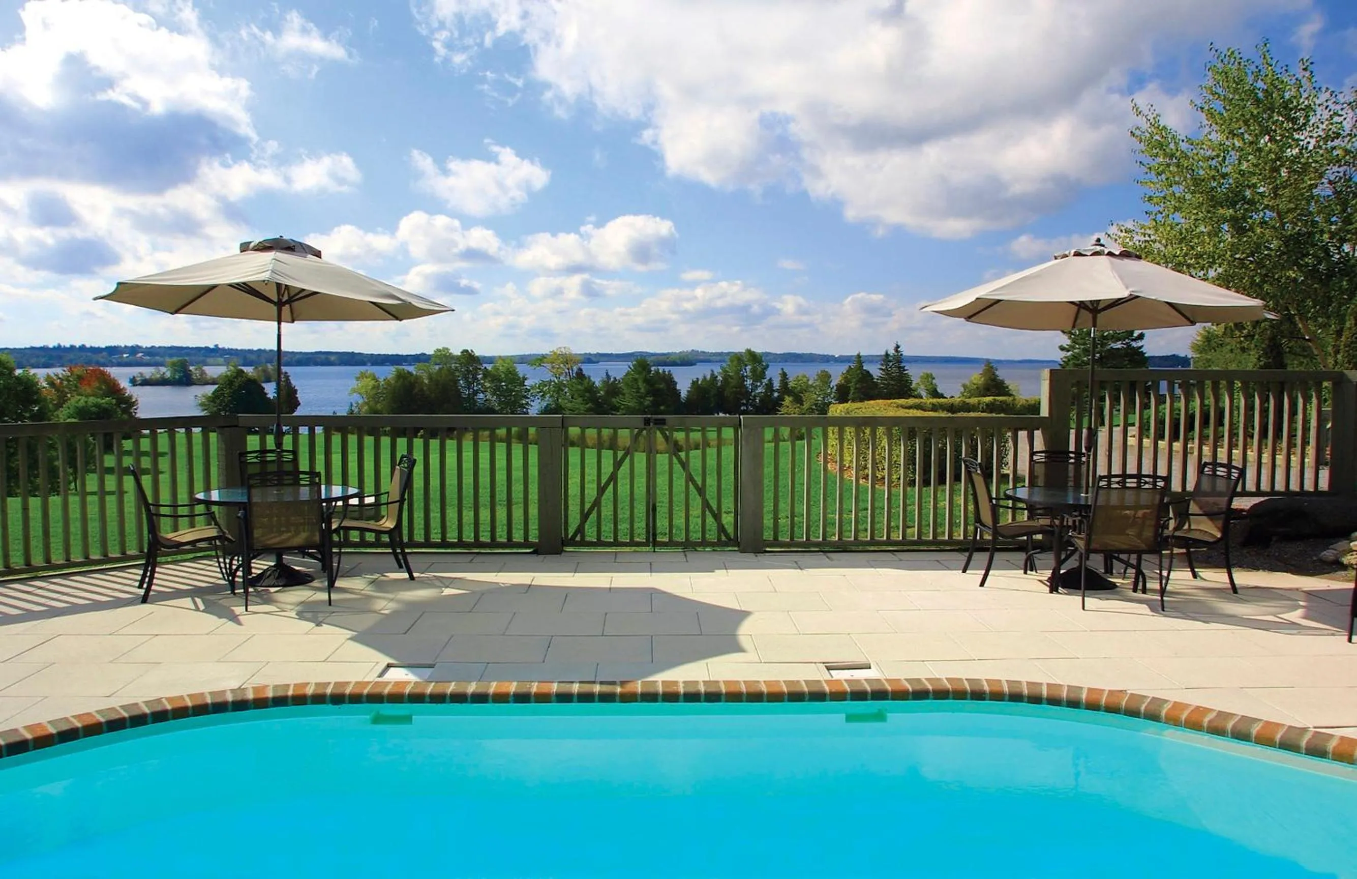 Swimming pool in Eganridge Resort, Golf Club & Spa