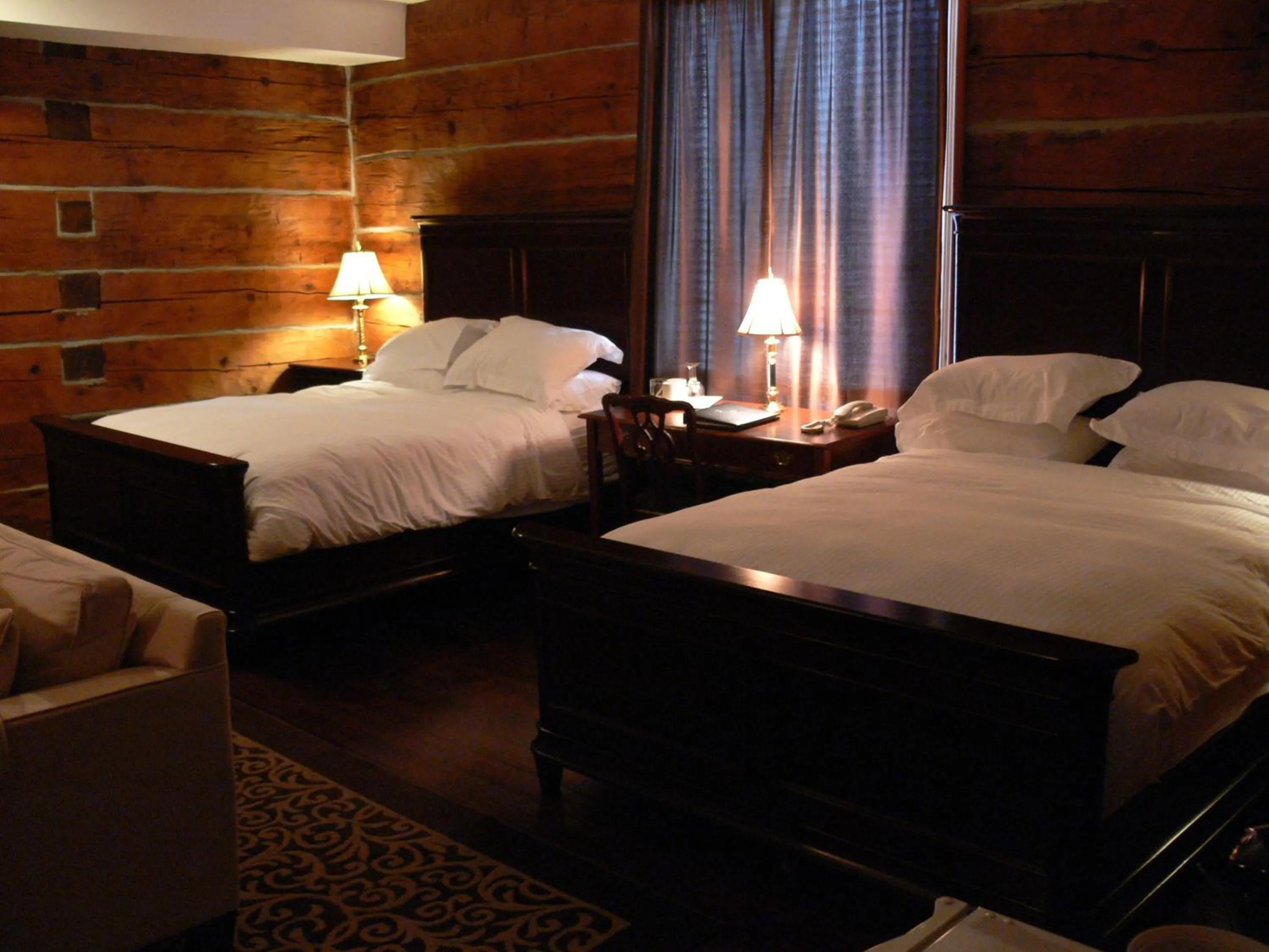 Bed in Eganridge Resort, Golf Club & Spa