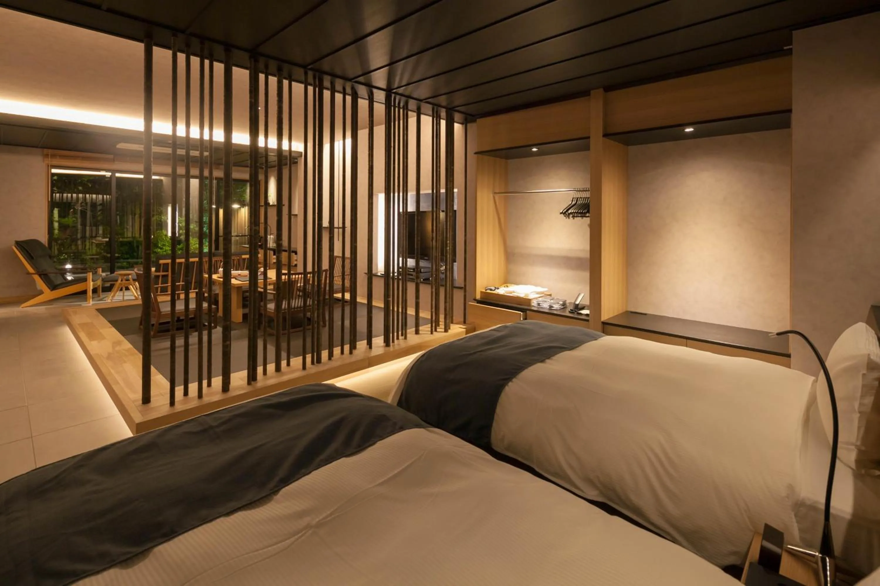 Photo of the whole room, Bed in Ufufu