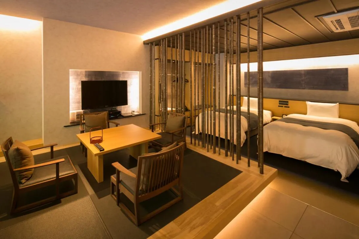 Photo of the whole room, Bed in Ufufu
